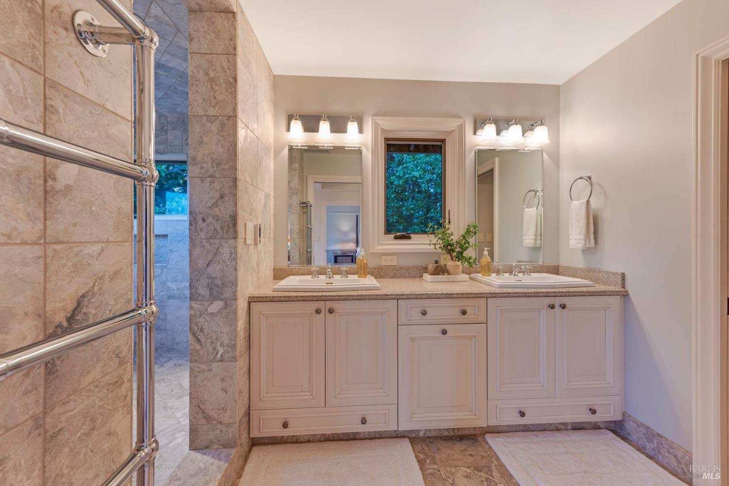 Detail Gallery Image 20 of 46 For 11799 Barnett Valley Rd, Sebastopol,  CA 95472 - 3 Beds | 5/1 Baths