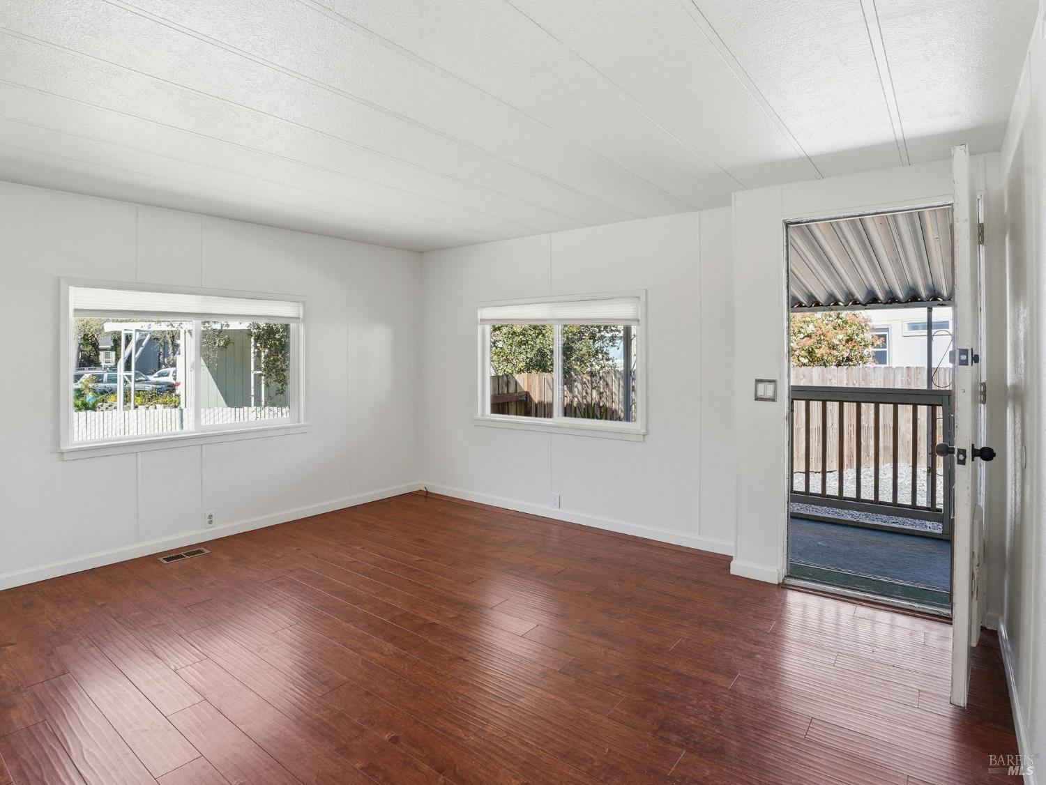 Detail Gallery Image 8 of 25 For 909 Corte Amarillo Unkn, Rohnert Park,  CA 94928 - 2 Beds | 2 Baths