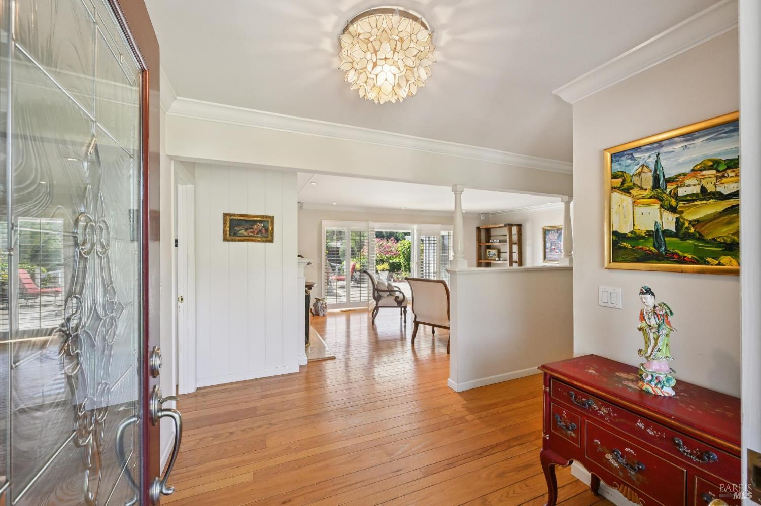 Detail Gallery Image 8 of 61 For 113 Convent Ct, San Rafael,  CA 94901 - 3 Beds | 2/2 Baths