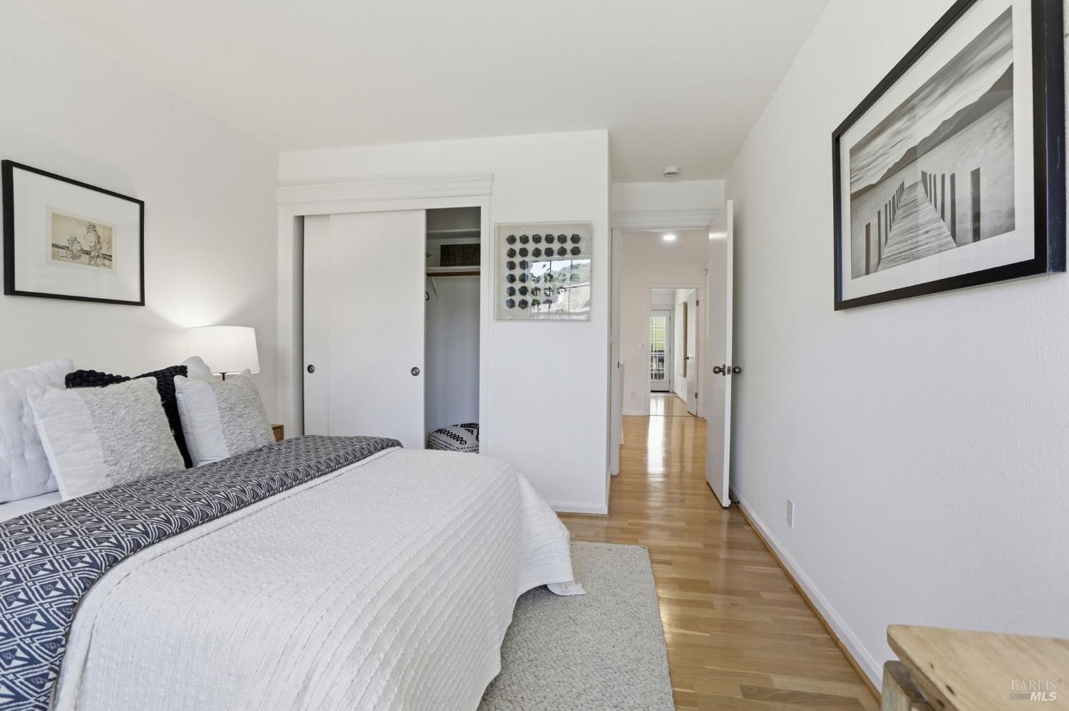 Detail Gallery Image 19 of 44 For 8 Partridge Dr, San Rafael,  CA 94901 - 3 Beds | 2/1 Baths