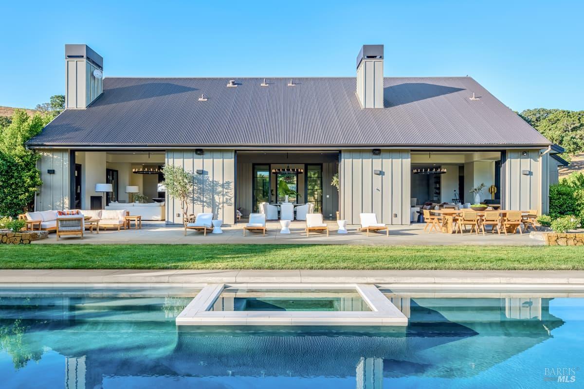 Detail Gallery Image 42 of 73 For 710 Soscol Creek Rd, Napa,  CA 94558 - 5 Beds | 5/1 Baths