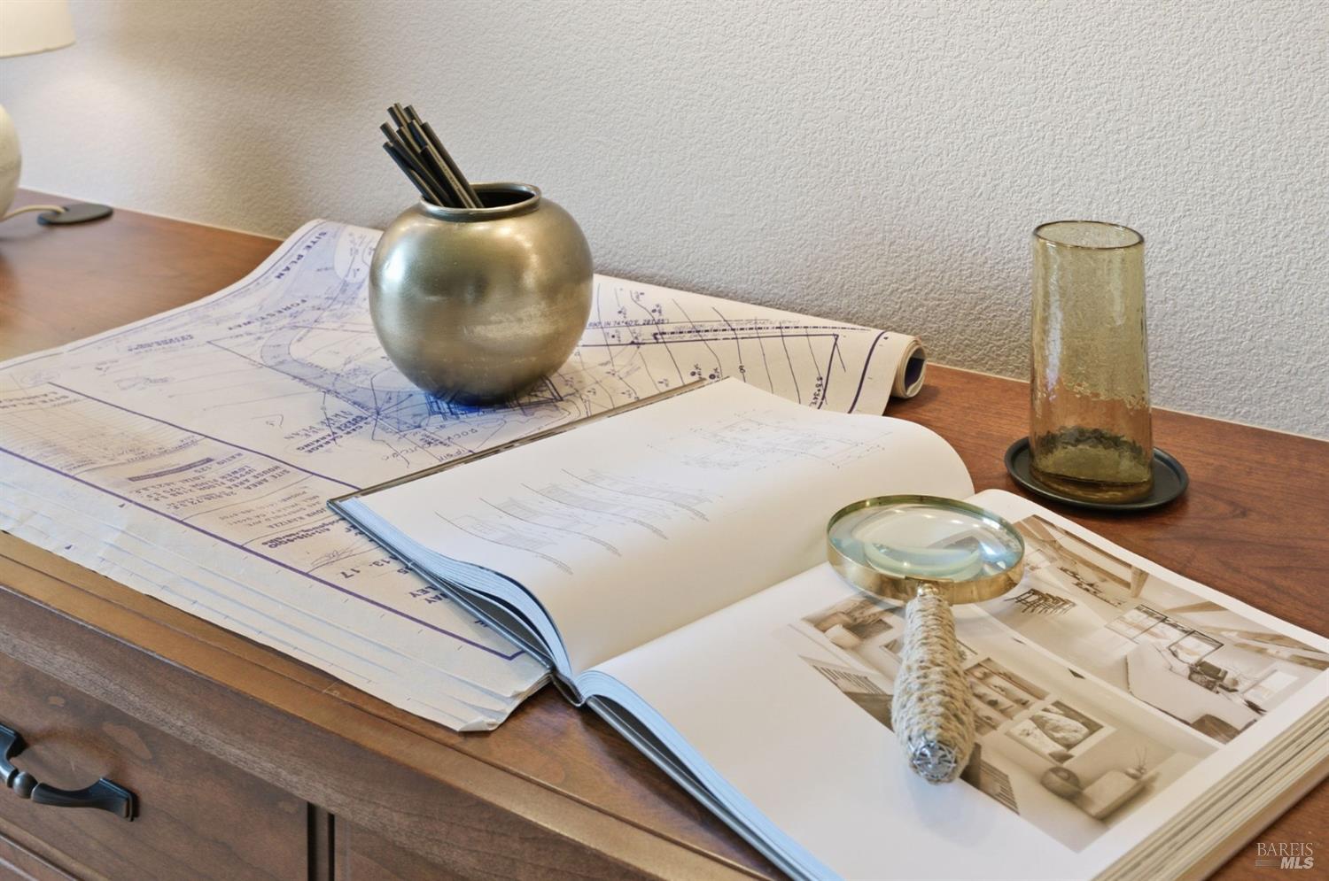 Detail Gallery Image 19 of 58 For 711 Forest Way, Mill Valley,  CA 94941 - 4 Beds | 3/1 Baths