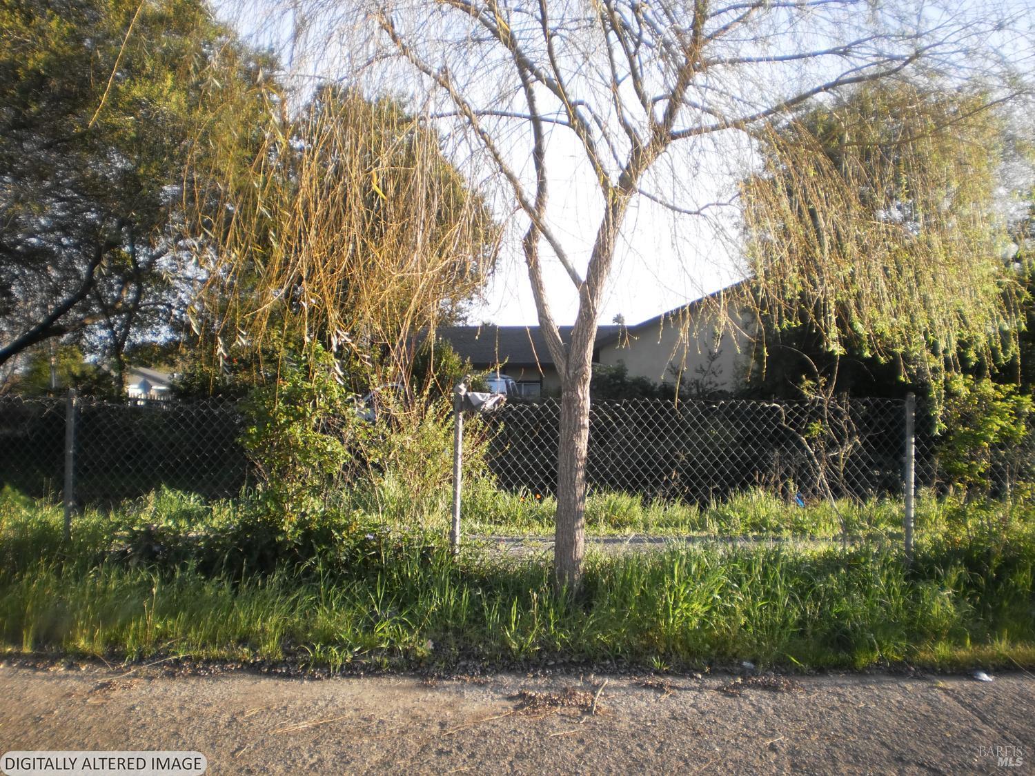 Detail Gallery Image 7 of 20 For 1911 Corby Ave, Santa Rosa,  CA 95407 - 5 Beds | 2 Baths