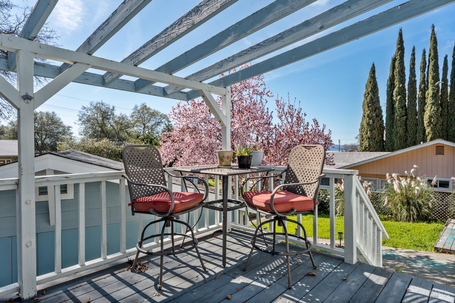 Detail Gallery Image 19 of 29 For 2960 Oak Crest Ave, Lucerne,  CA 95458 - 3 Beds | 2 Baths