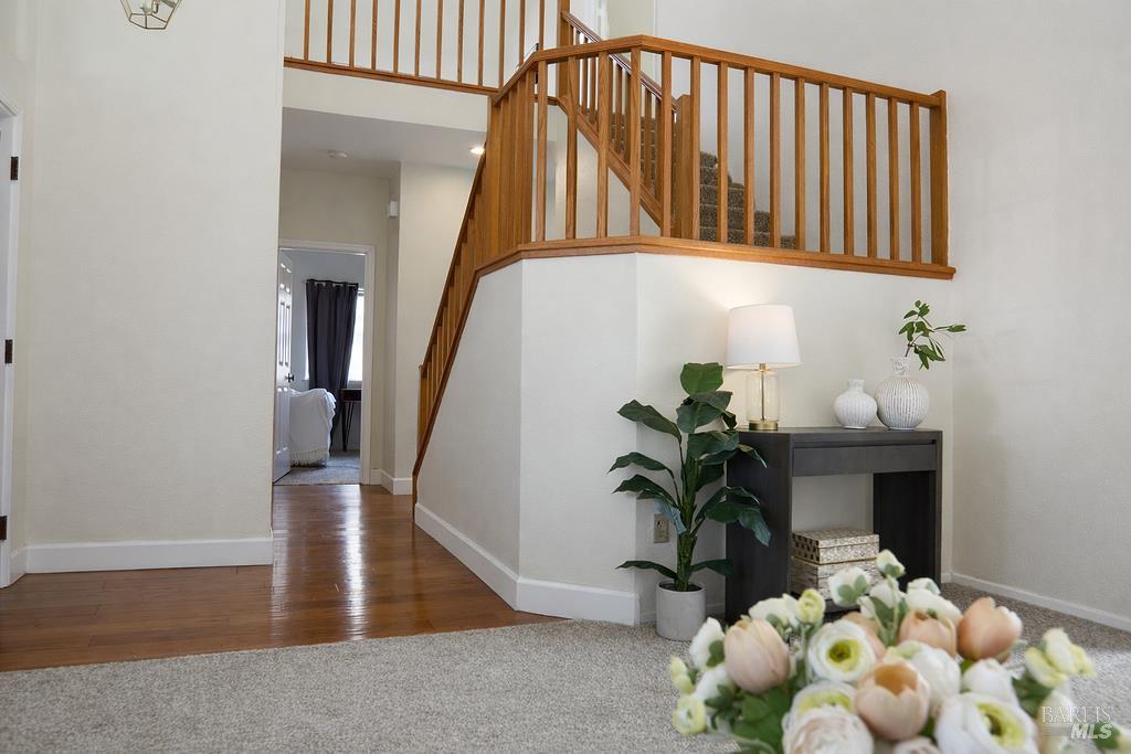 Detail Gallery Image 7 of 35 For 454 Harvest Cir, Vacaville,  CA 95687 - 5 Beds | 3 Baths