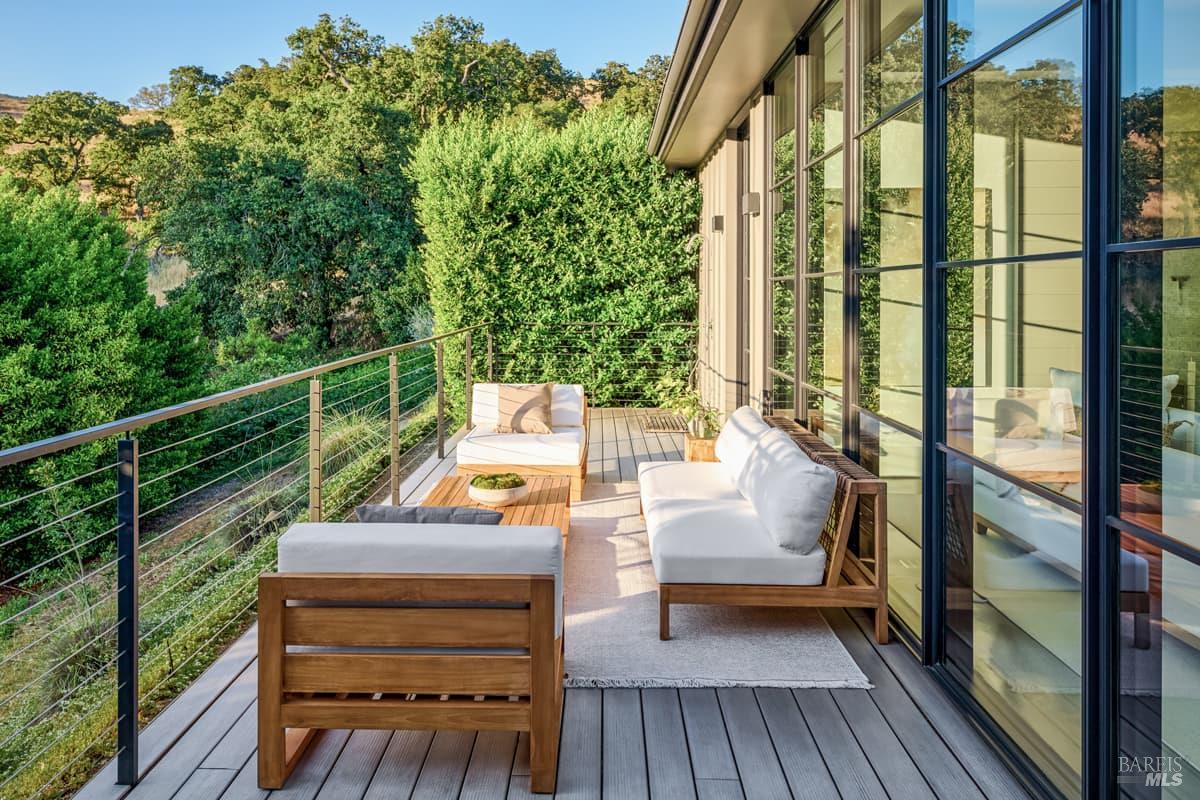 Detail Gallery Image 37 of 73 For 710 Soscol Creek Rd, Napa,  CA 94558 - 5 Beds | 5/1 Baths