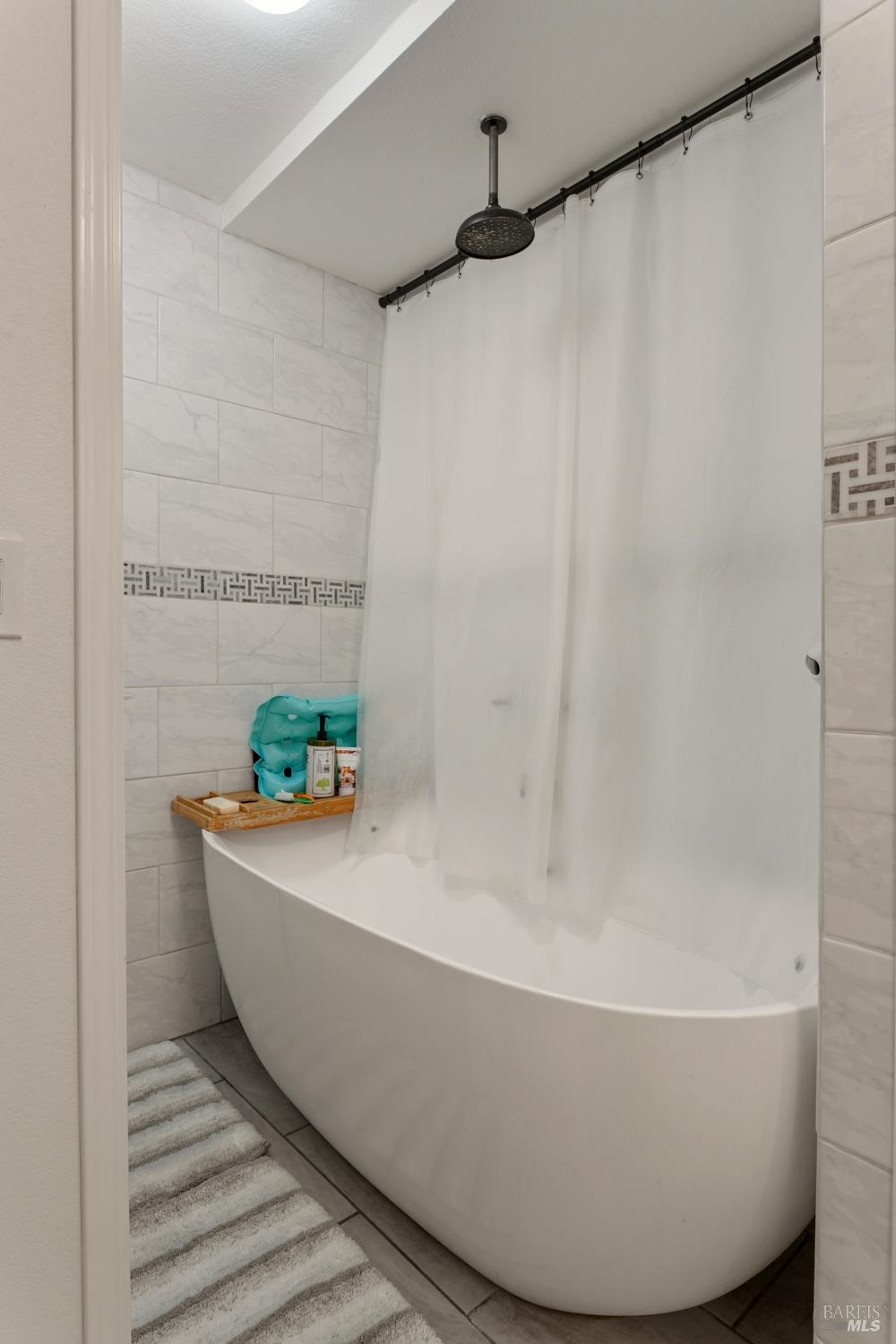 Detail Gallery Image 15 of 29 For 2960 Oak Crest Ave, Lucerne,  CA 95458 - 3 Beds | 2 Baths