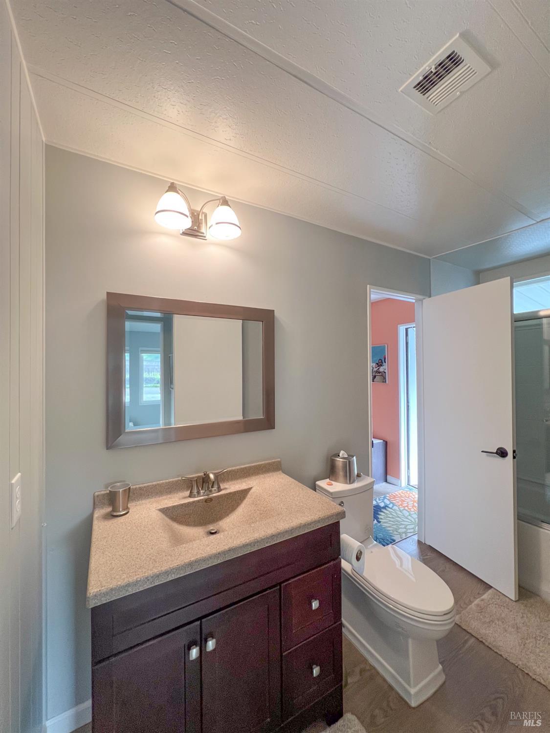 Detail Gallery Image 22 of 66 For 145 Bear Flag Rd, Sonoma,  CA 95476 - 3 Beds | 2 Baths