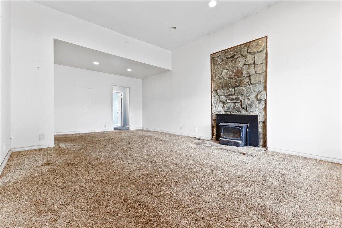 Detail Gallery Image 6 of 43 For 21399 River Ln, Geyserville,  CA 95441 - 2 Beds | 1 Baths