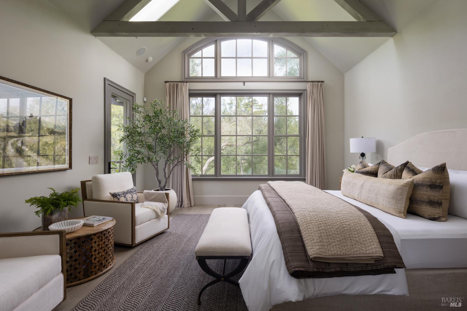 Detail Gallery Image 24 of 57 For 4504 Redwood Rd, Napa,  CA 94558 - 4 Beds | 3/1 Baths