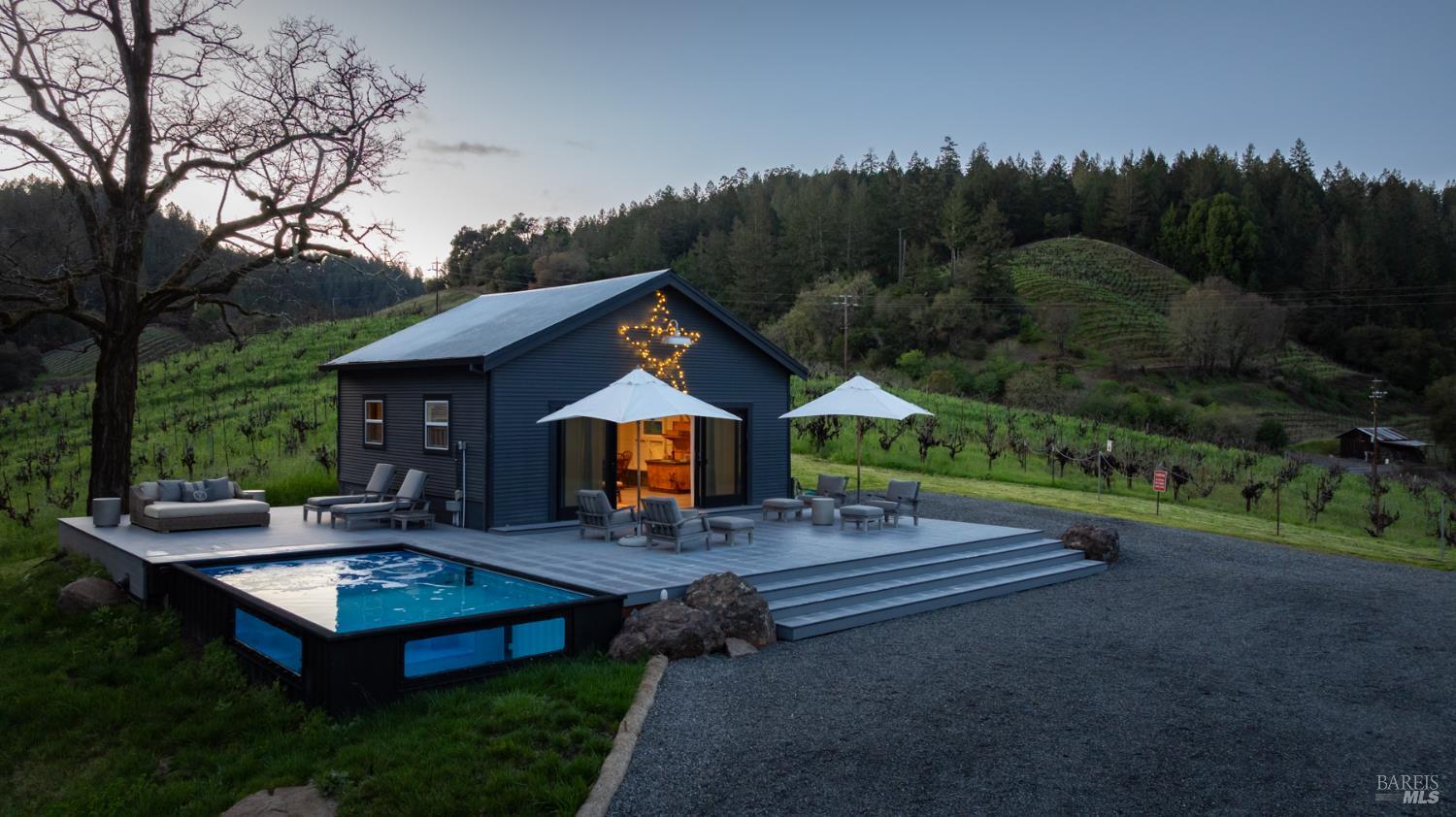 Detail Gallery Image 52 of 57 For 8781 Martinelli Rd, Forestville,  CA 95436 - 4 Beds | 4 Baths