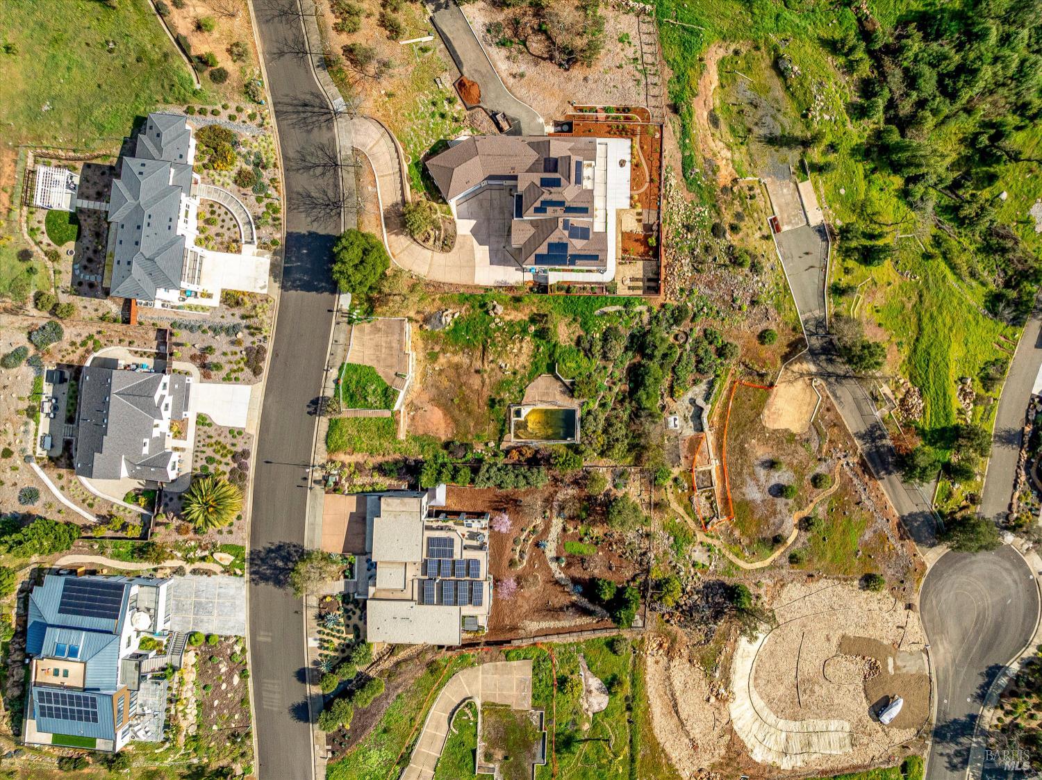 Detail Gallery Image 4 of 12 For 3648 Crown Hill Dr, Santa Rosa,  CA 95404 - – Beds | – Baths