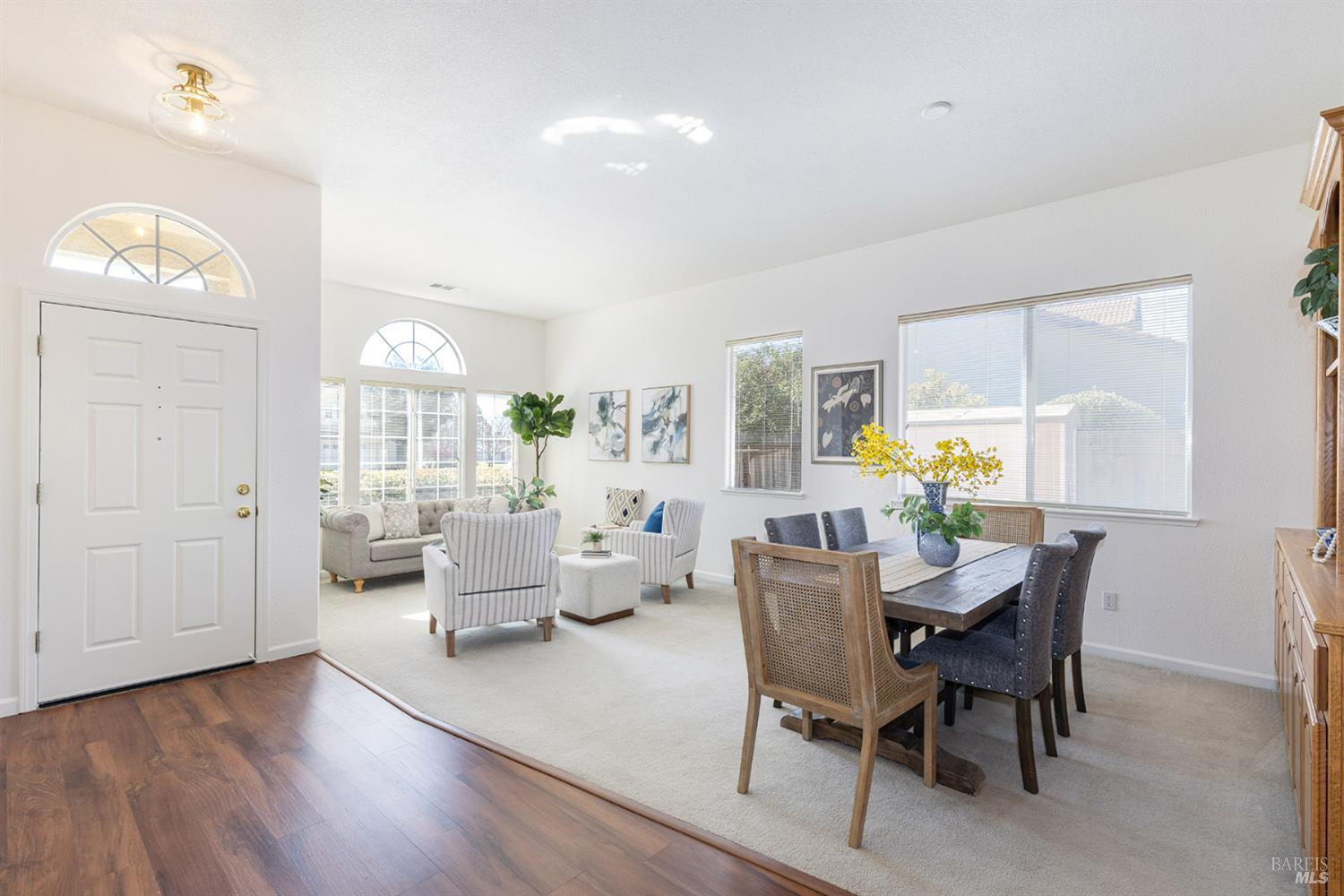 Detail Gallery Image 7 of 56 For 3896 Doral Dr, Fairfield,  CA 94533 - 4 Beds | 2 Baths