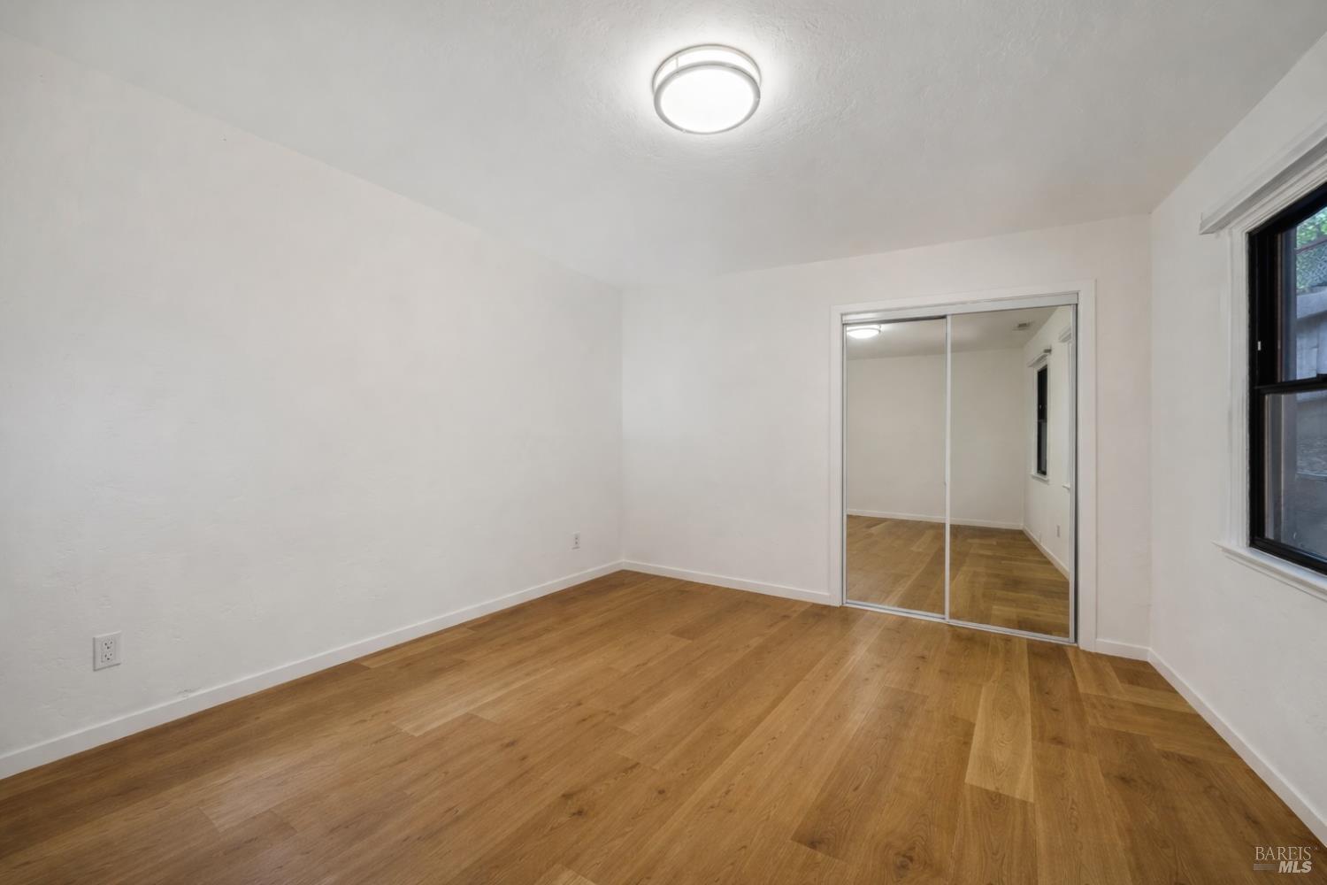 Detail Gallery Image 18 of 30 For 250 Evergreen Ave, Mill Valley,  CA 94941 - 3 Beds | 2 Baths