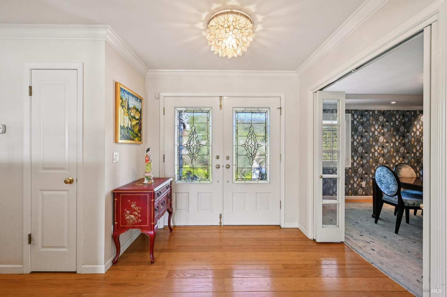 Detail Gallery Image 9 of 61 For 113 Convent Ct, San Rafael,  CA 94901 - 3 Beds | 2/2 Baths