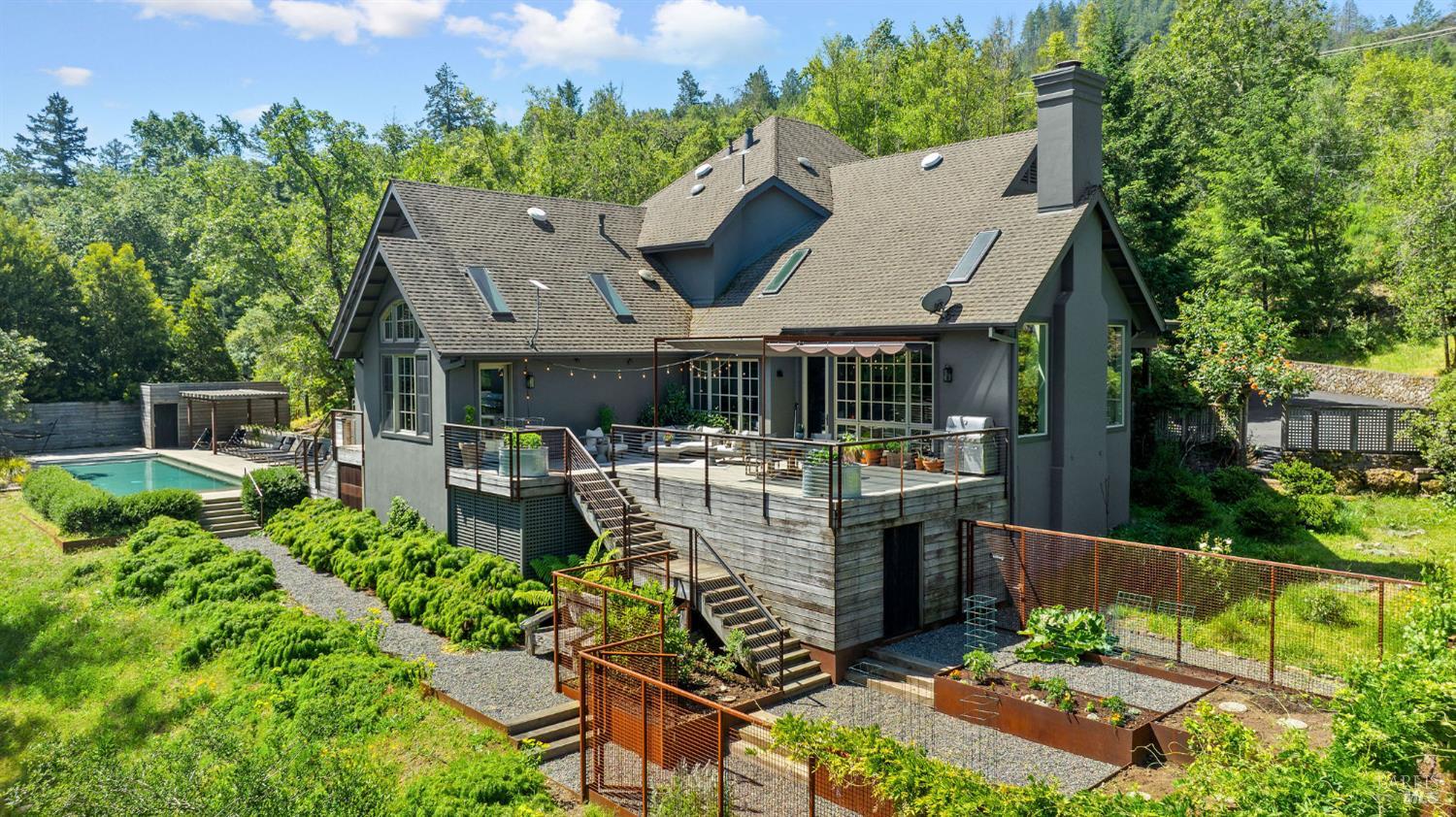 Detail Gallery Image 3 of 57 For 4504 Redwood Rd, Napa,  CA 94558 - 4 Beds | 3/1 Baths