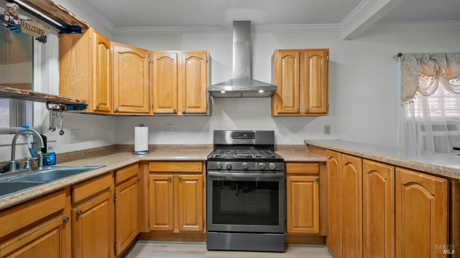 Detail Gallery Image 13 of 39 For 712 E Washington St, Petaluma,  CA 94952 - 2 Beds | 1 Baths