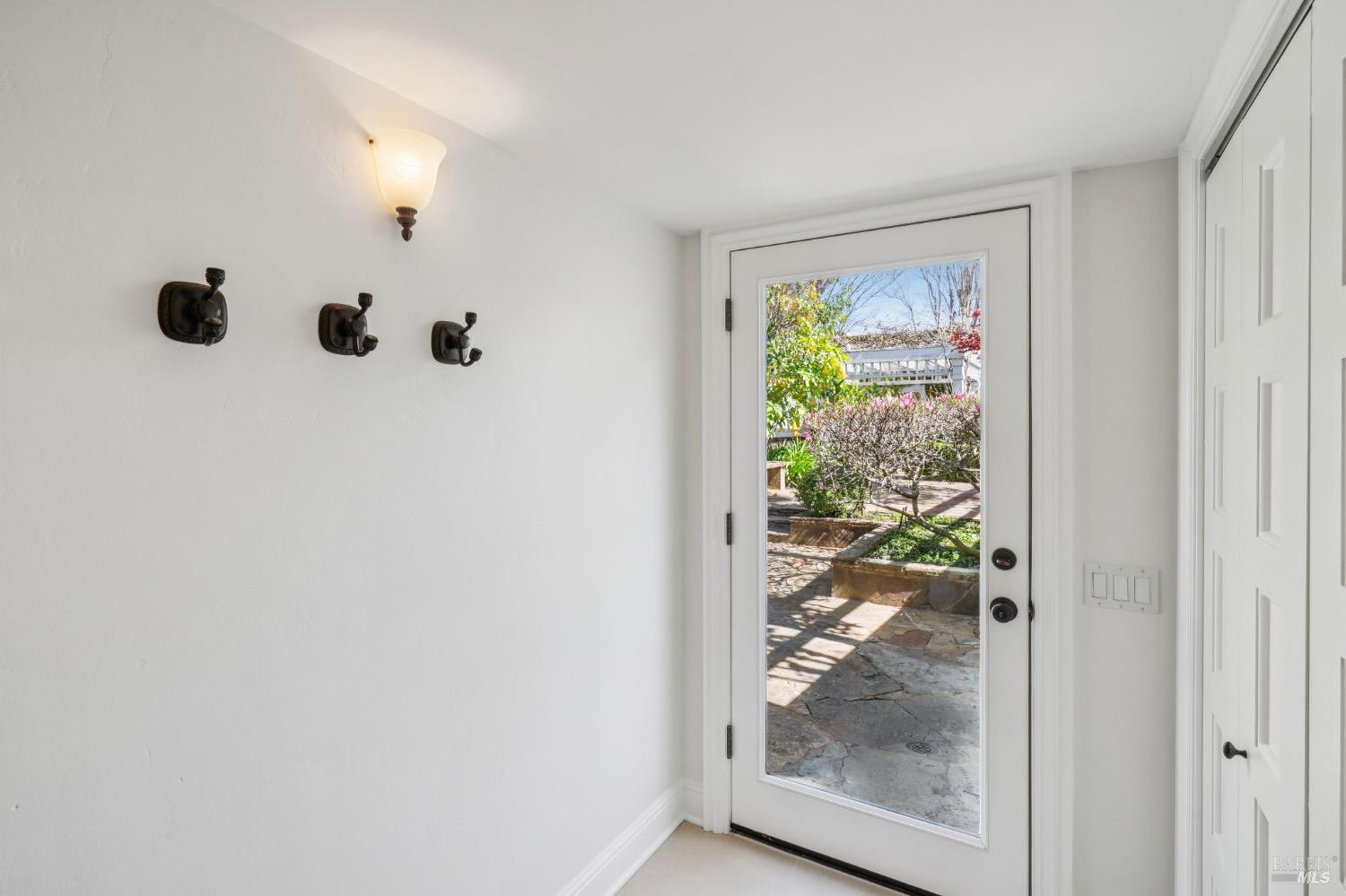 Detail Gallery Image 32 of 80 For 102 F St, San Rafael,  CA 94901 - 5 Beds | 4 Baths