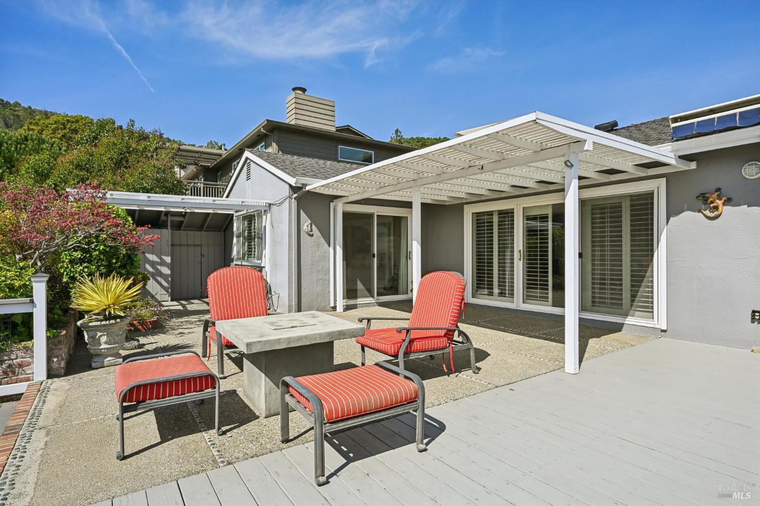 Detail Gallery Image 56 of 61 For 113 Convent Ct, San Rafael,  CA 94901 - 3 Beds | 2/2 Baths