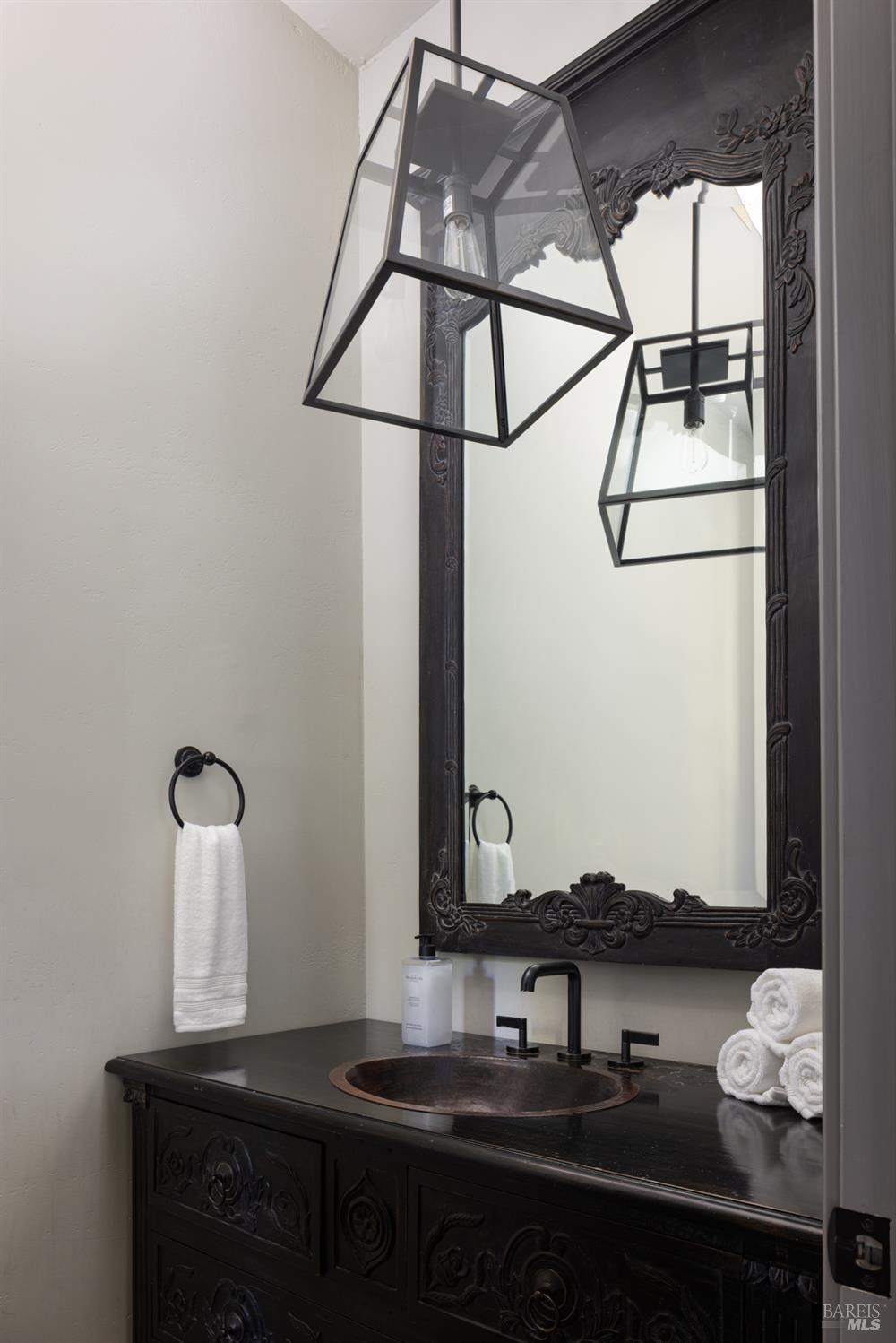 Detail Gallery Image 30 of 57 For 4504 Redwood Rd, Napa,  CA 94558 - 4 Beds | 3/1 Baths