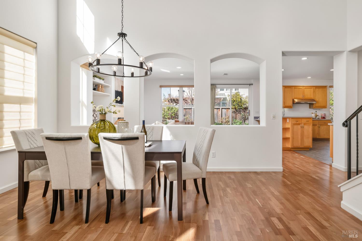 Detail Gallery Image 6 of 26 For 62 Richardson Rd, Novato,  CA 94949 - 5 Beds | 3 Baths