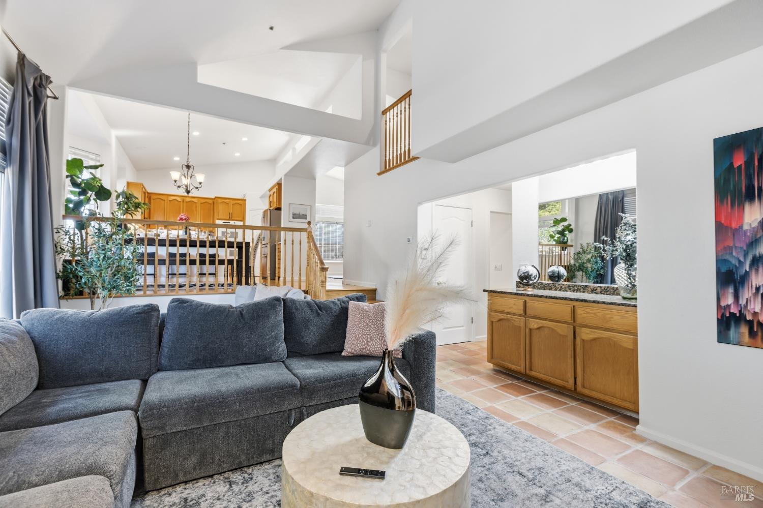 Detail Gallery Image 18 of 57 For 134 Grevillia Dr, Petaluma,  CA 94952 - 4 Beds | 3 Baths