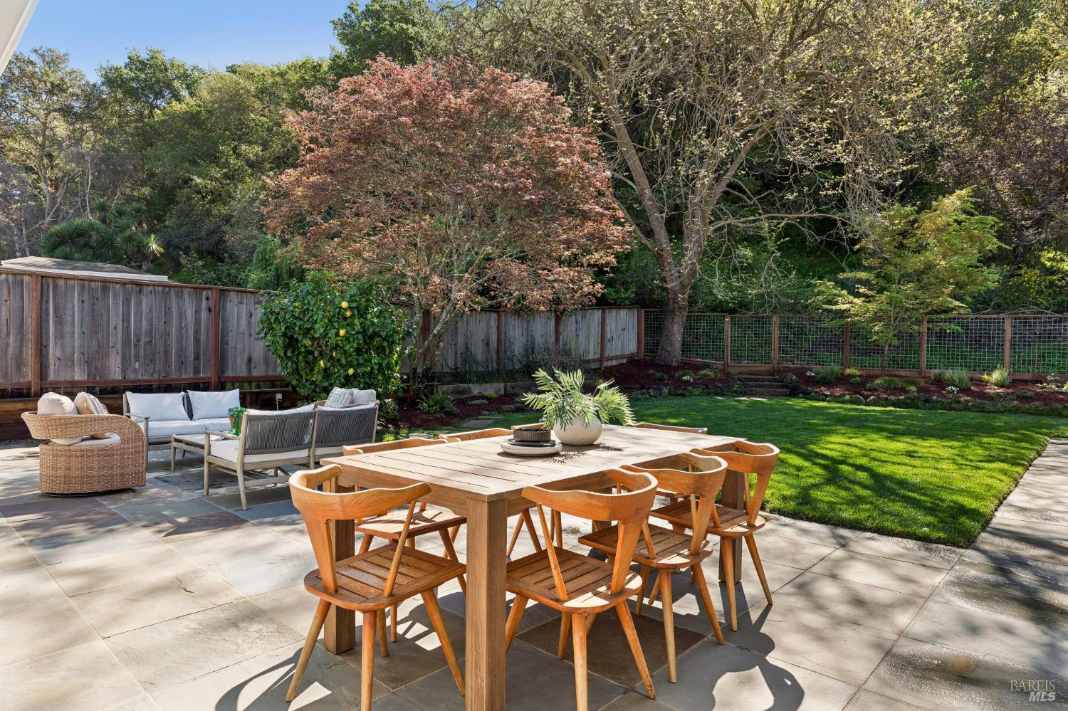 Detail Gallery Image 27 of 31 For 334 Karen Way, Tiburon,  CA 94920 - 4 Beds | 2 Baths