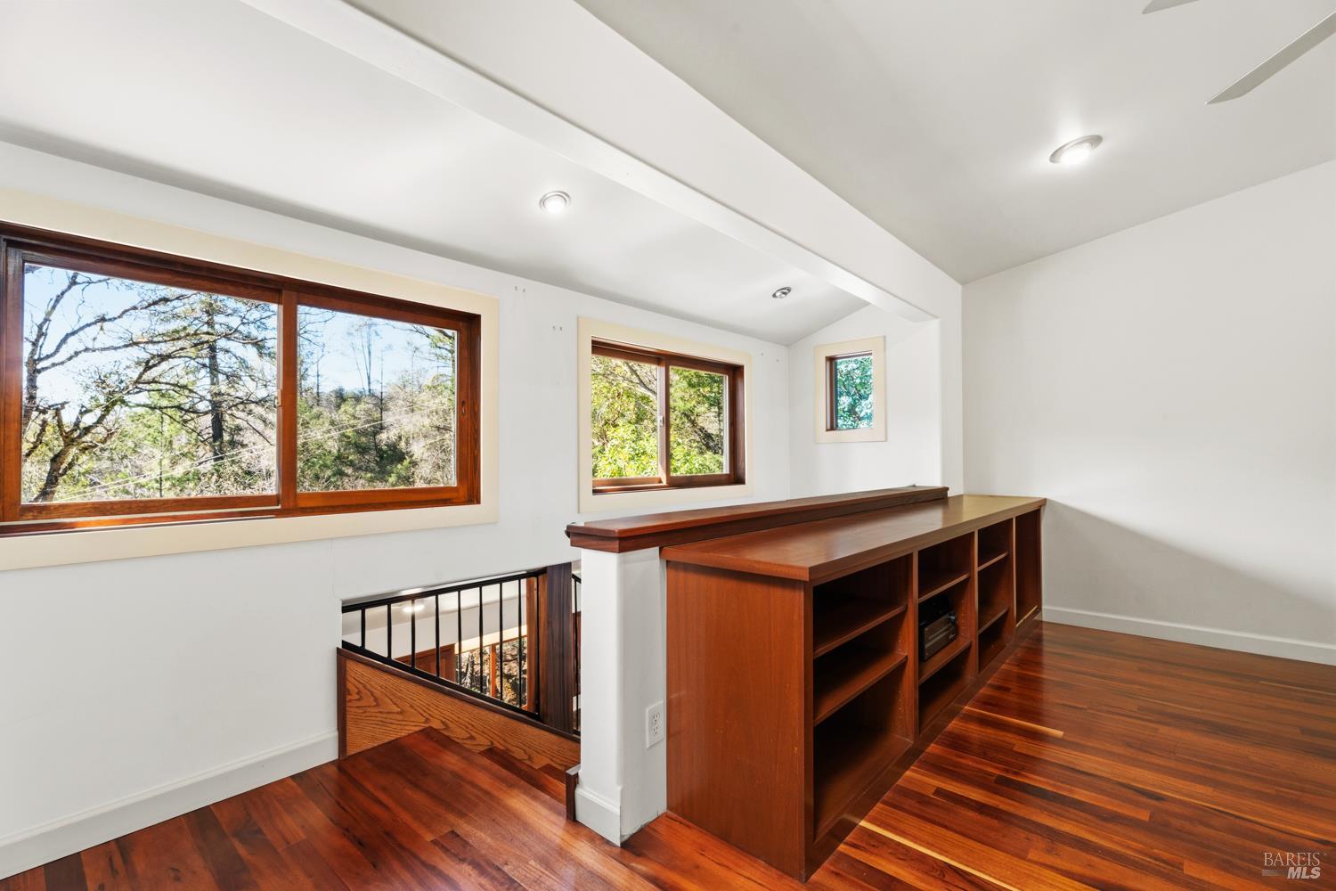 Detail Gallery Image 14 of 41 For 18210 Old Ukiah Pine Rd, Potter Valley,  CA 95469 - 3 Beds | 2 Baths