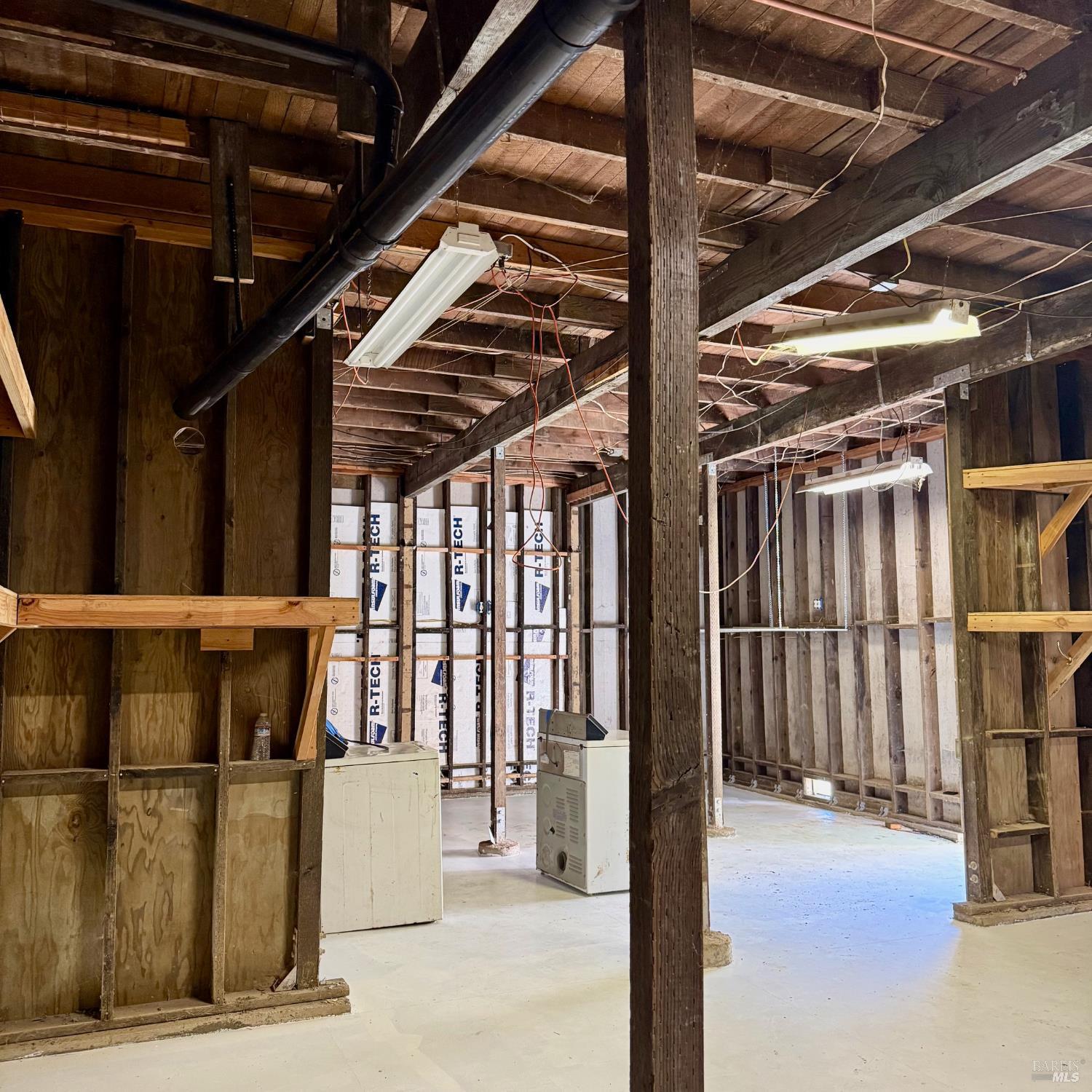 Detail Gallery Image 7 of 20 For 16451 4th St, Guerneville,  CA 95446 - 2 Beds | 1 Baths