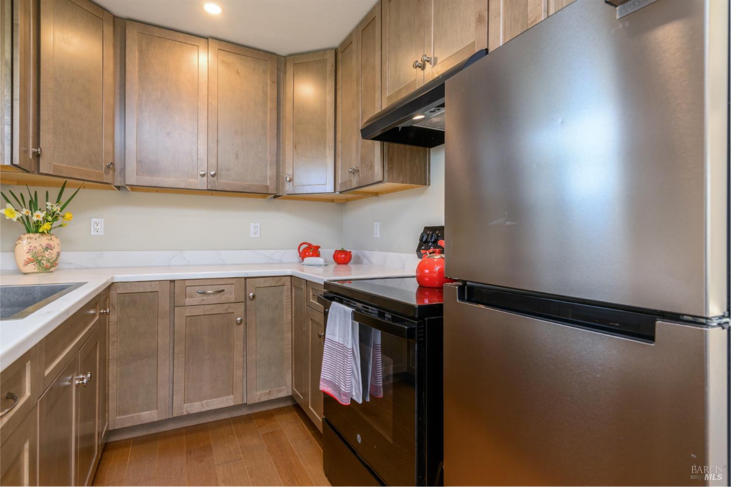 Detail Gallery Image 7 of 40 For 44120 Biaggi Rd, Manchester,  CA 95459 - 2 Beds | 2/1 Baths