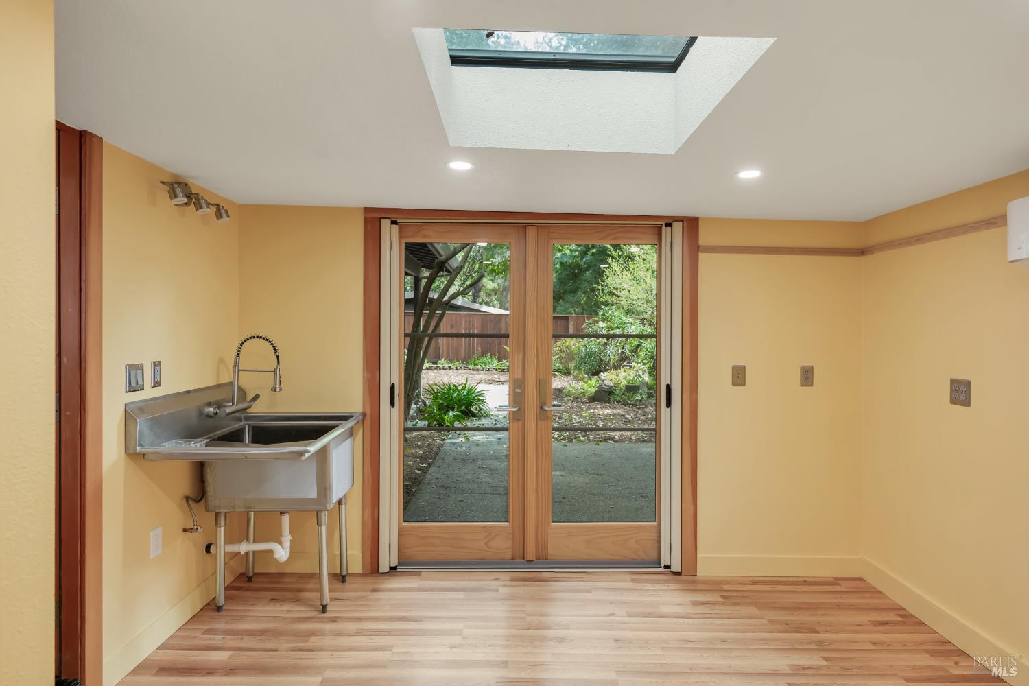 Detail Gallery Image 33 of 52 For 838 Oakwood Dr, Sonoma,  CA 95476 - 3 Beds | 2 Baths