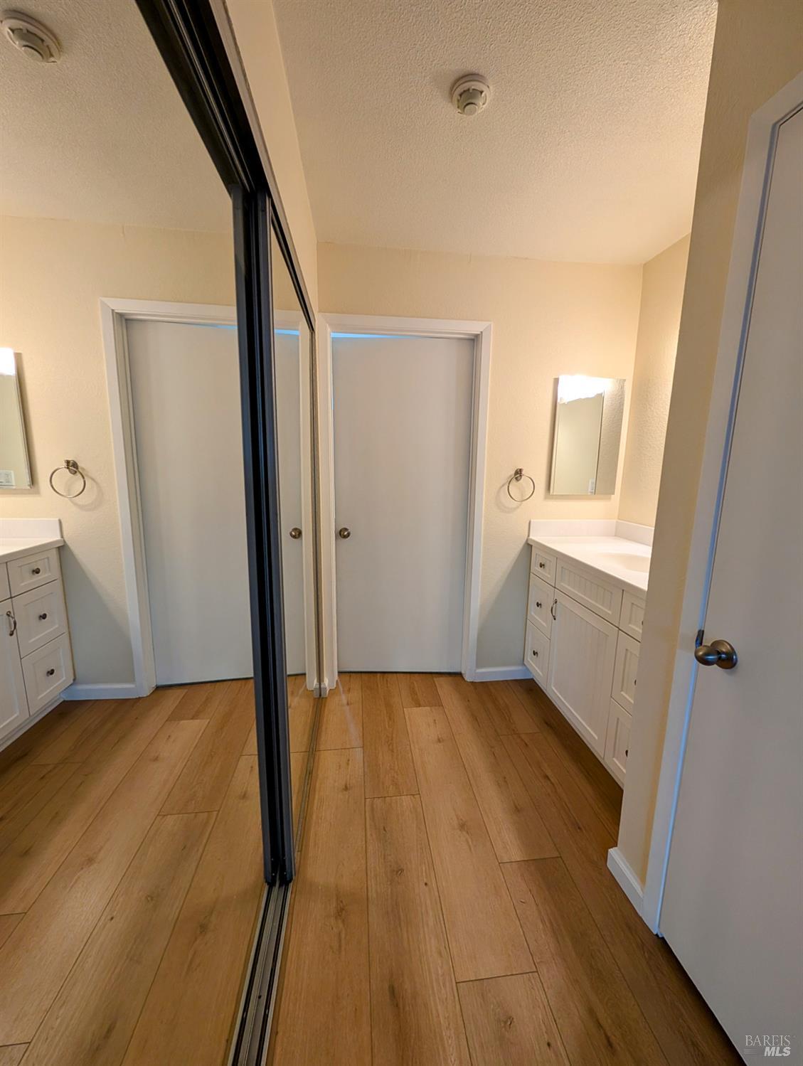 Detail Gallery Image 11 of 24 For 764 Racquet Club Cir, Rohnert Park,  CA 94928 - 2 Beds | 1/1 Baths