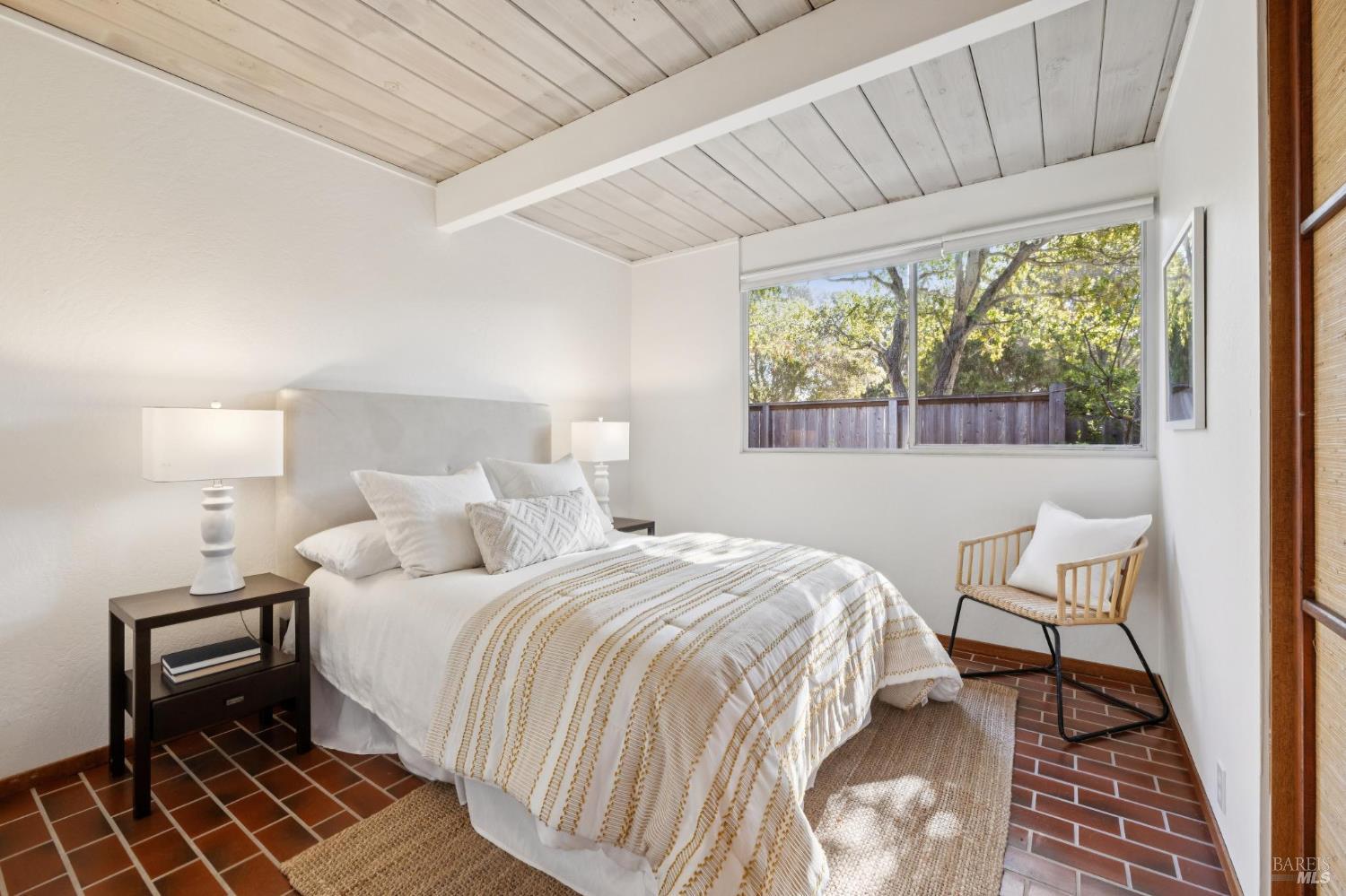 Detail Gallery Image 40 of 58 For 1200 Idylberry Rd, San Rafael,  CA 94903 - 4 Beds | 2 Baths