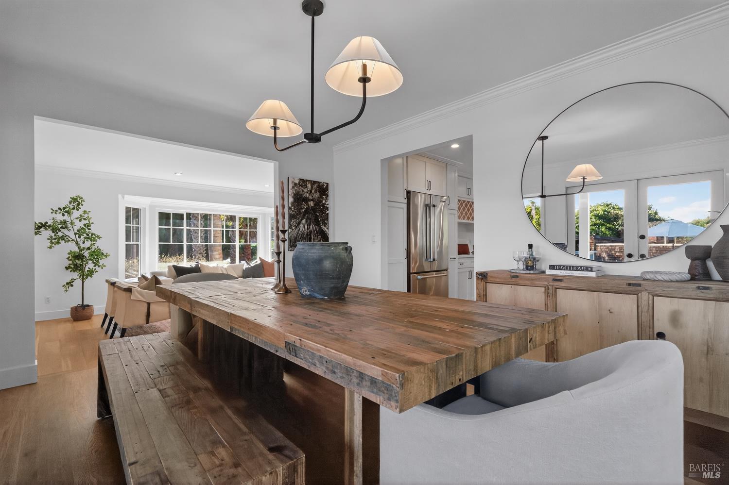 Detail Gallery Image 6 of 53 For 20 Archibald Ln, Novato,  CA 94945 - 4 Beds | 3/1 Baths