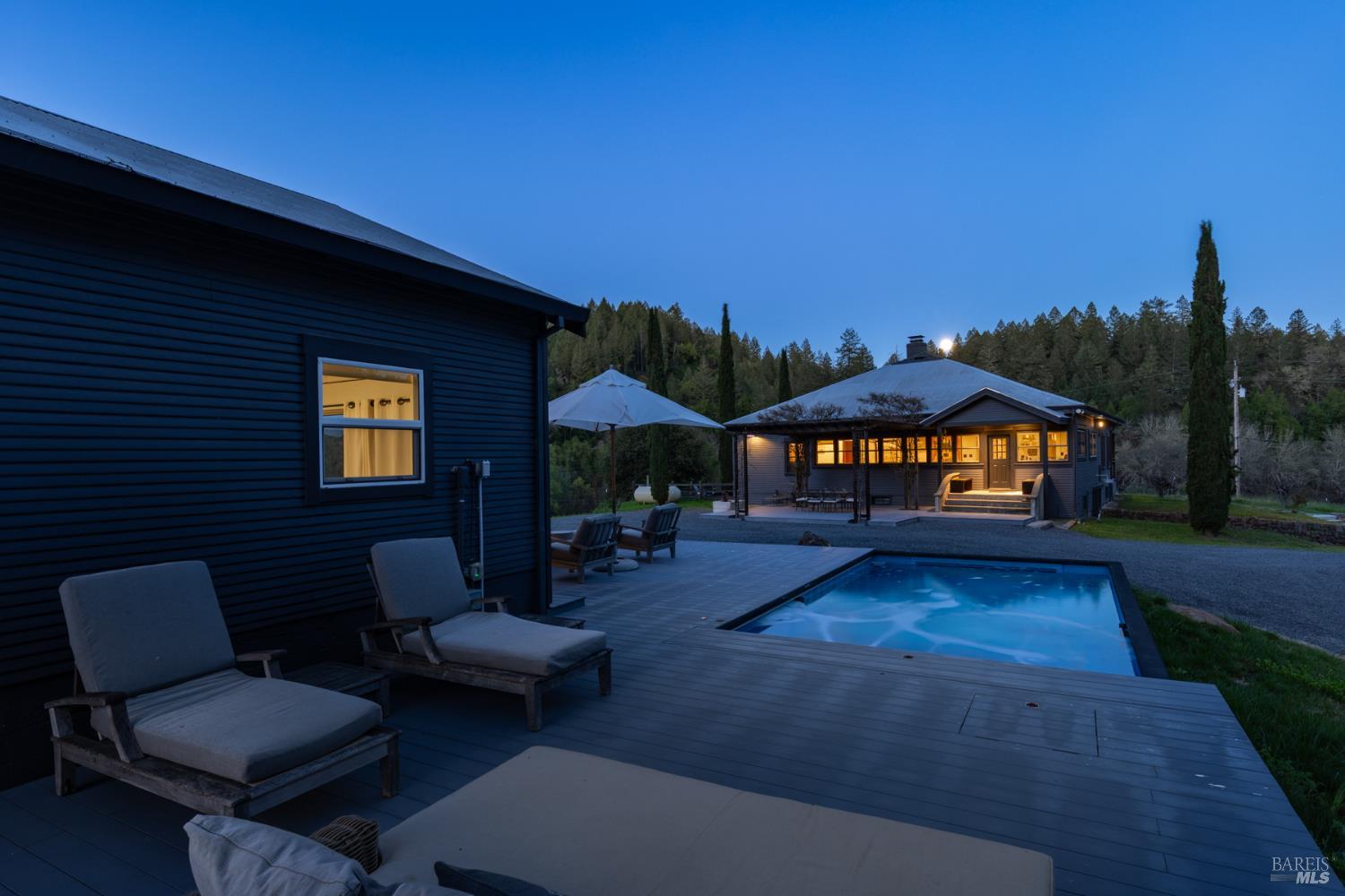 Detail Gallery Image 51 of 57 For 8781 Martinelli Rd, Forestville,  CA 95436 - 4 Beds | 4 Baths