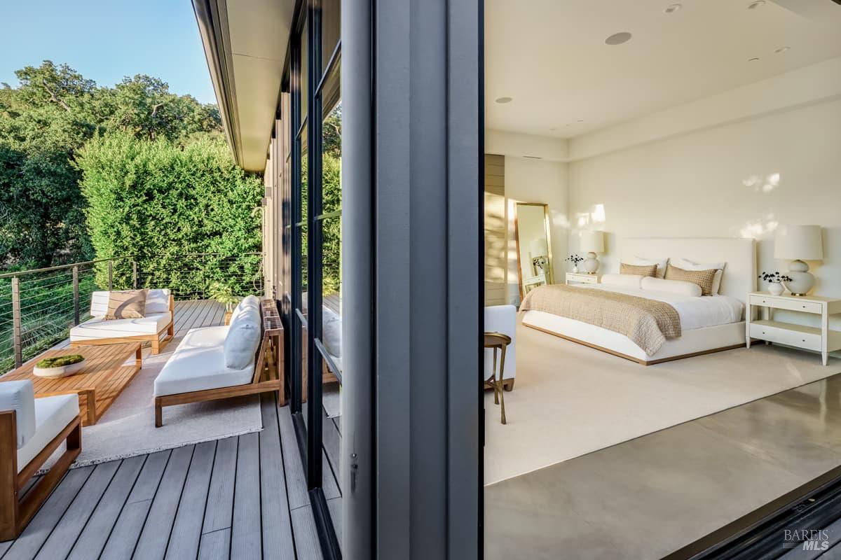 Detail Gallery Image 34 of 73 For 710 Soscol Creek Rd, Napa,  CA 94558 - 5 Beds | 5/1 Baths