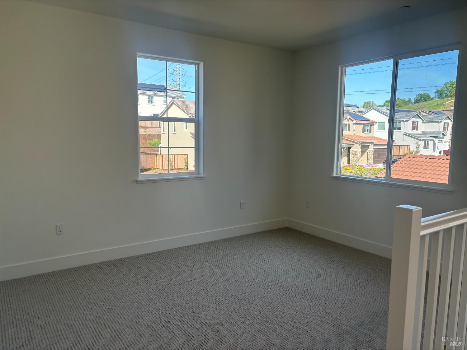 Detail Gallery Image 6 of 8 For 230 Echols Dr, Martinez,  CA 94553 - 4 Beds | 3 Baths