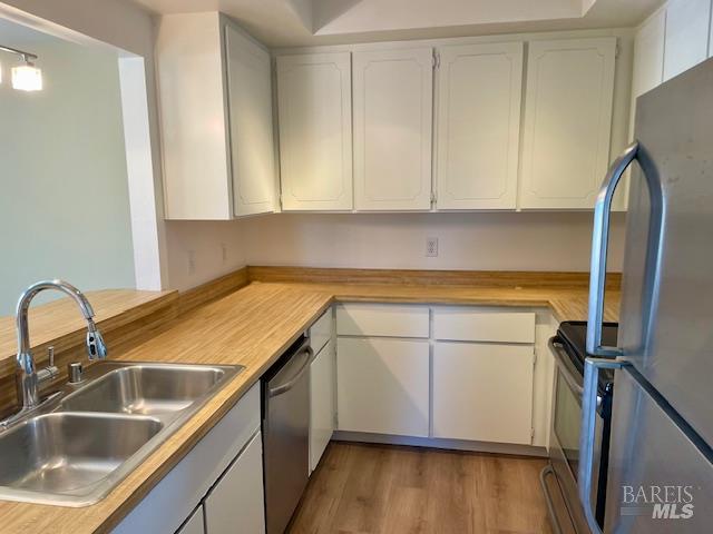 Detail Gallery Image 9 of 34 For 14 Scottsdale Way, Novato,  CA 94947 - 2 Beds | 2 Baths