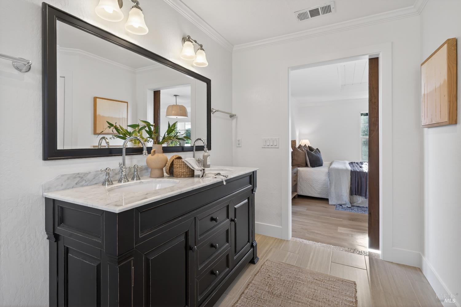 Detail Gallery Image 30 of 53 For 20 Archibald Ln, Novato,  CA 94945 - 4 Beds | 3/1 Baths