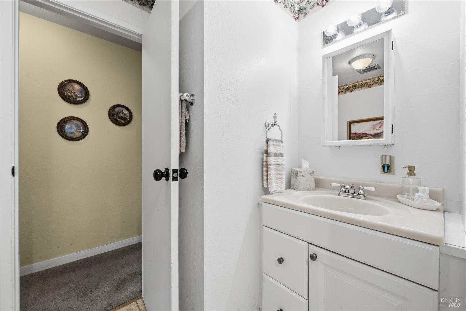 Detail Gallery Image 29 of 45 For 1380 Steele Canyon Rd, Napa,  CA 94558 - 2 Beds | 1/1 Baths