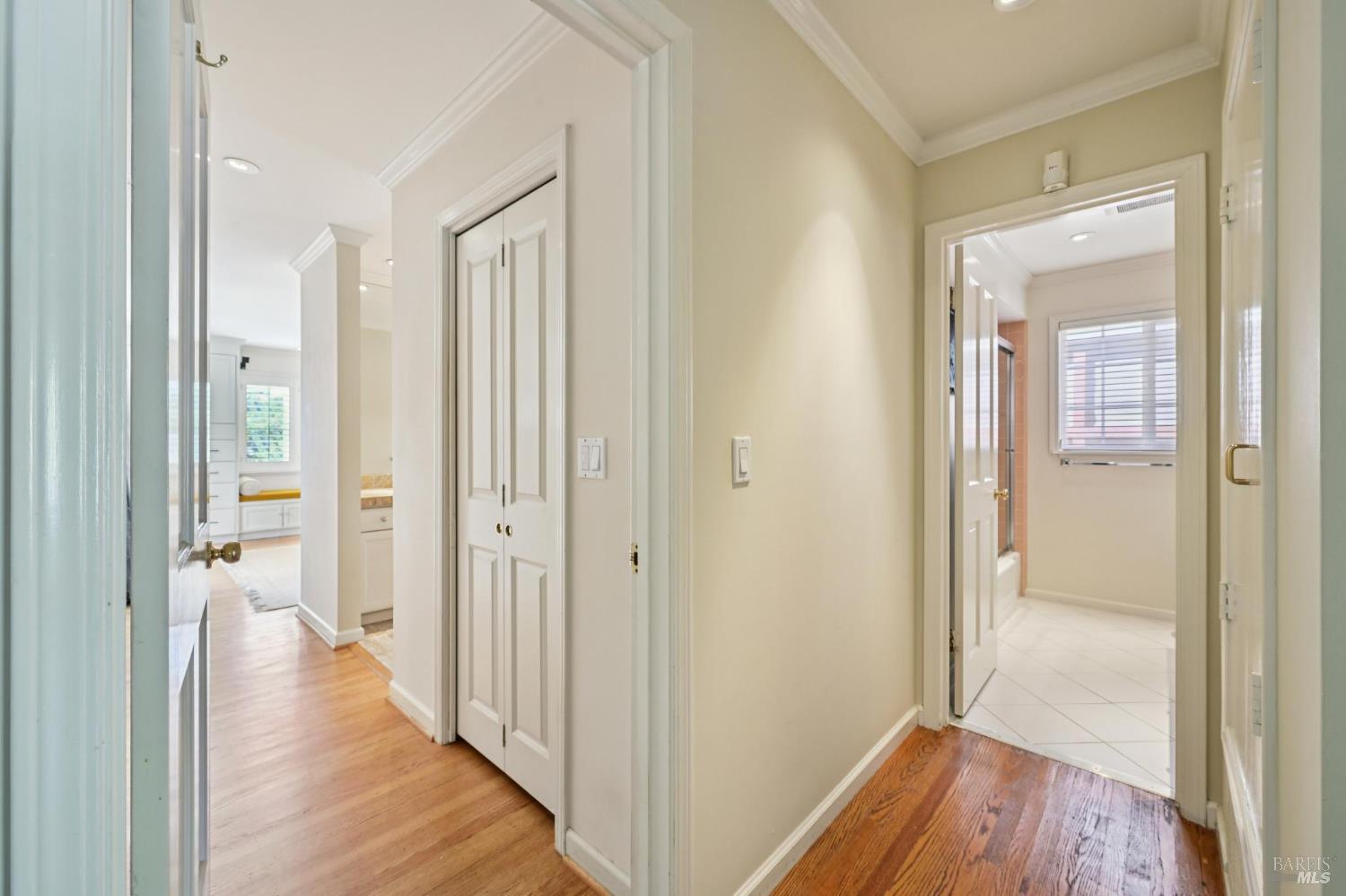 Detail Gallery Image 33 of 61 For 113 Convent Ct, San Rafael,  CA 94901 - 3 Beds | 2/2 Baths