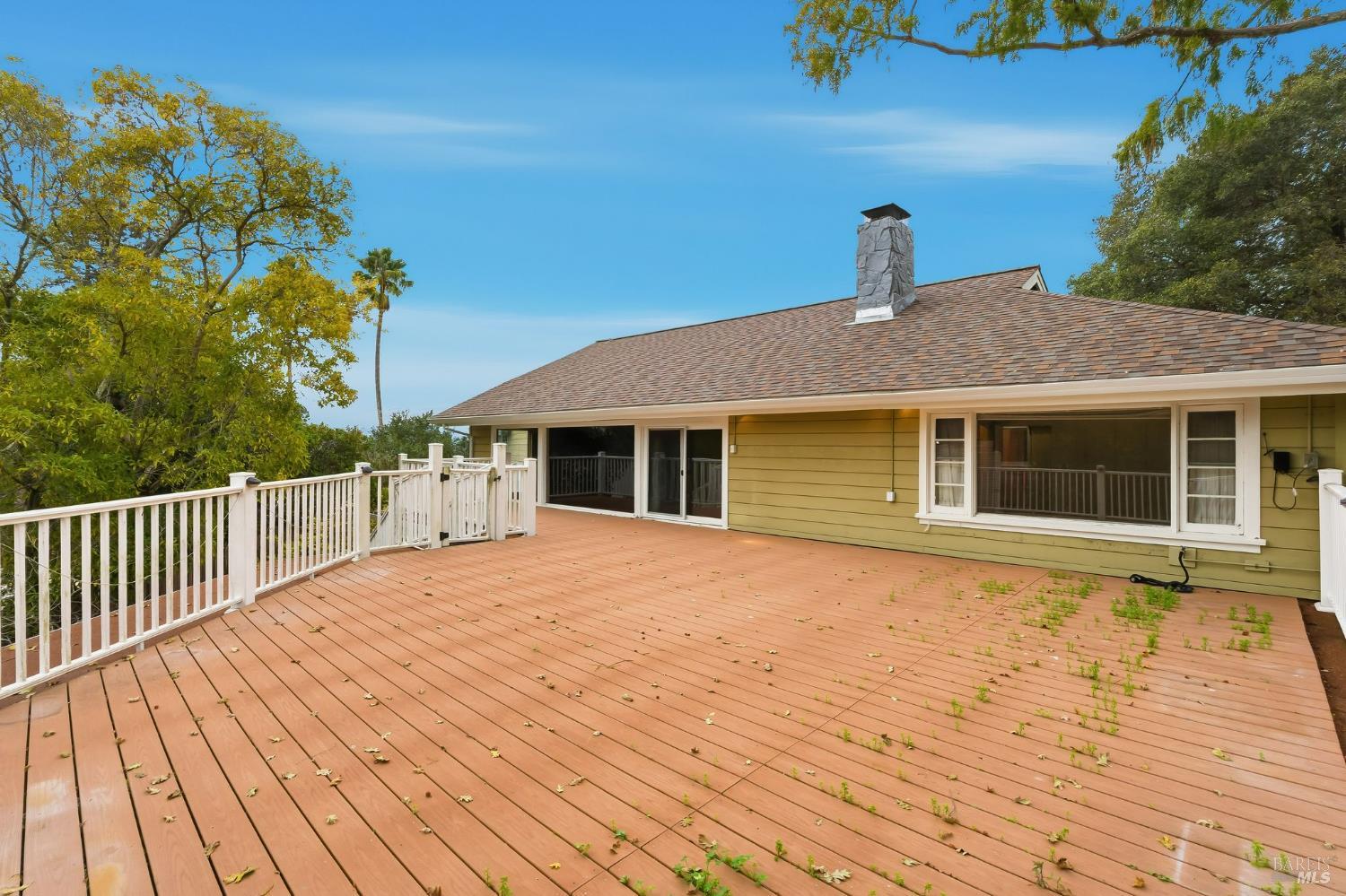 Detail Gallery Image 19 of 59 For 40 Newhall Dr, San Rafael,  CA 94901 - 4 Beds | 3/1 Baths