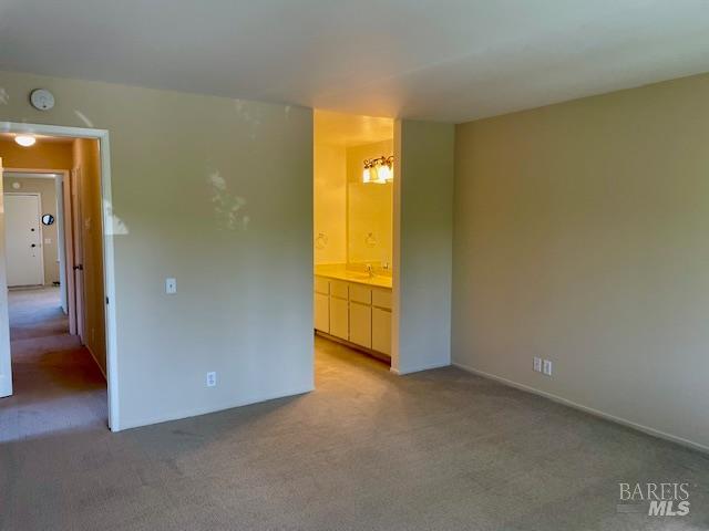 Detail Gallery Image 30 of 34 For 14 Scottsdale Way, Novato,  CA 94947 - 2 Beds | 2 Baths