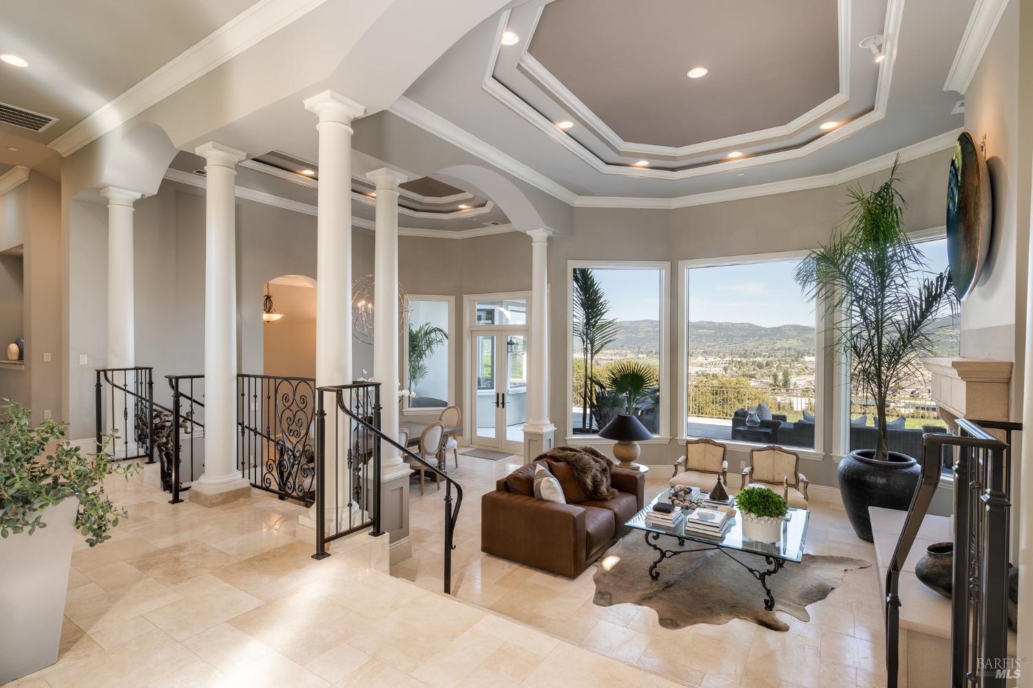 Detail Gallery Image 7 of 68 For 10 Canterbury Dr, Napa,  CA 94558 - 3 Beds | 3/1 Baths