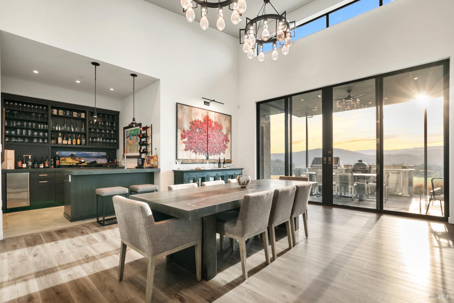 Detail Gallery Image 9 of 11 For 22700 Walling Rd, Geyserville,  CA 95441 - 3 Beds | 3/1 Baths