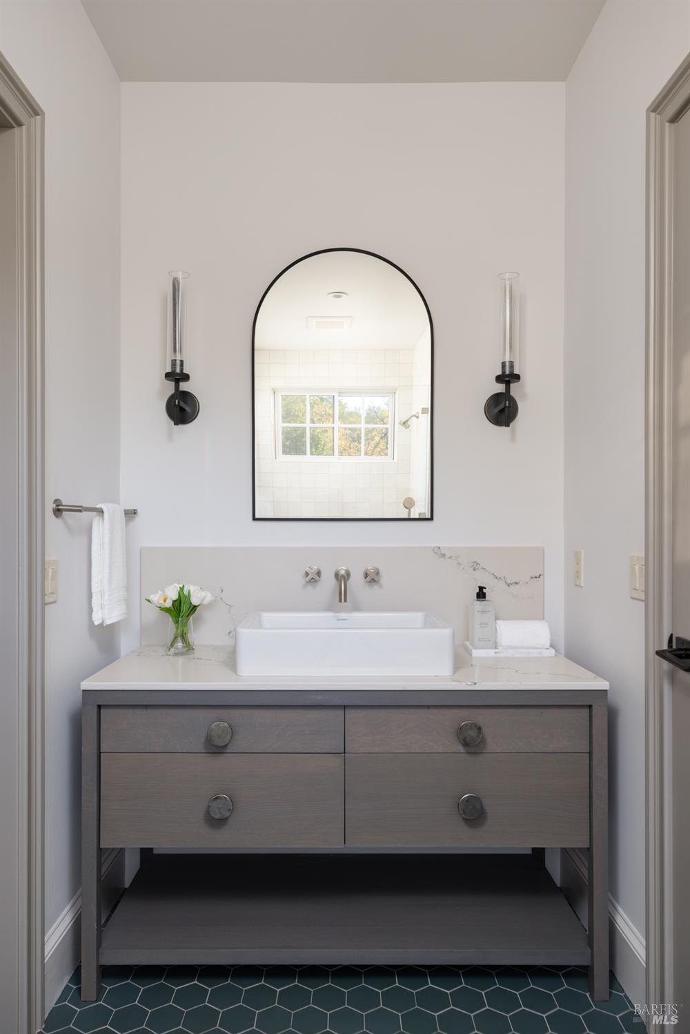 Detail Gallery Image 35 of 57 For 4504 Redwood Rd, Napa,  CA 94558 - 4 Beds | 3/1 Baths