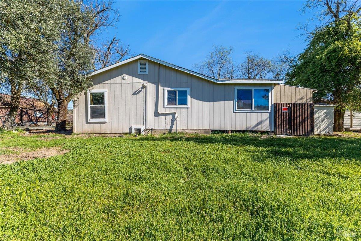 Detail Gallery Image 30 of 43 For 21399 River Ln, Geyserville,  CA 95441 - 2 Beds | 1 Baths