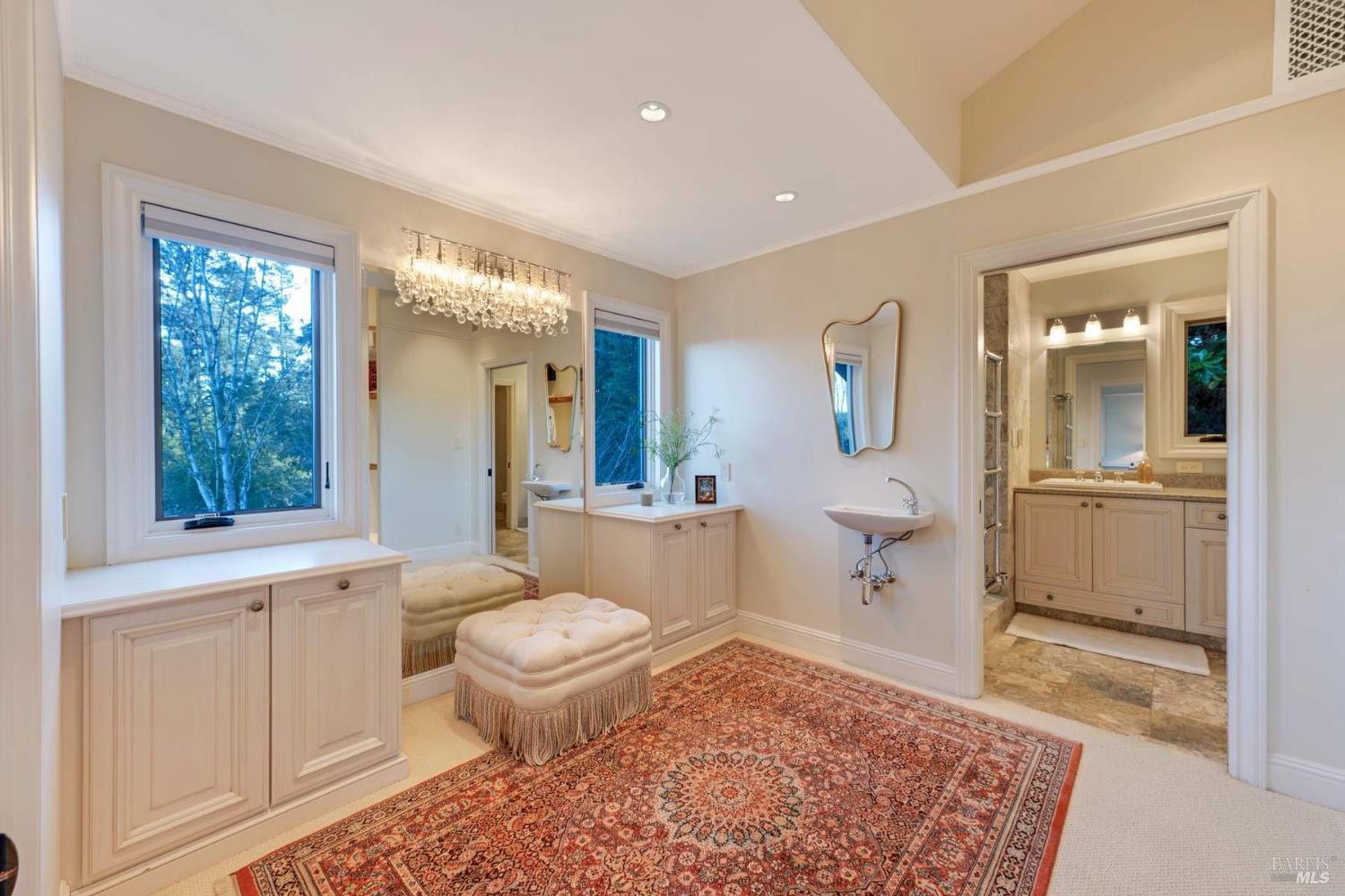 Detail Gallery Image 19 of 46 For 11799 Barnett Valley Rd, Sebastopol,  CA 95472 - 3 Beds | 5/1 Baths