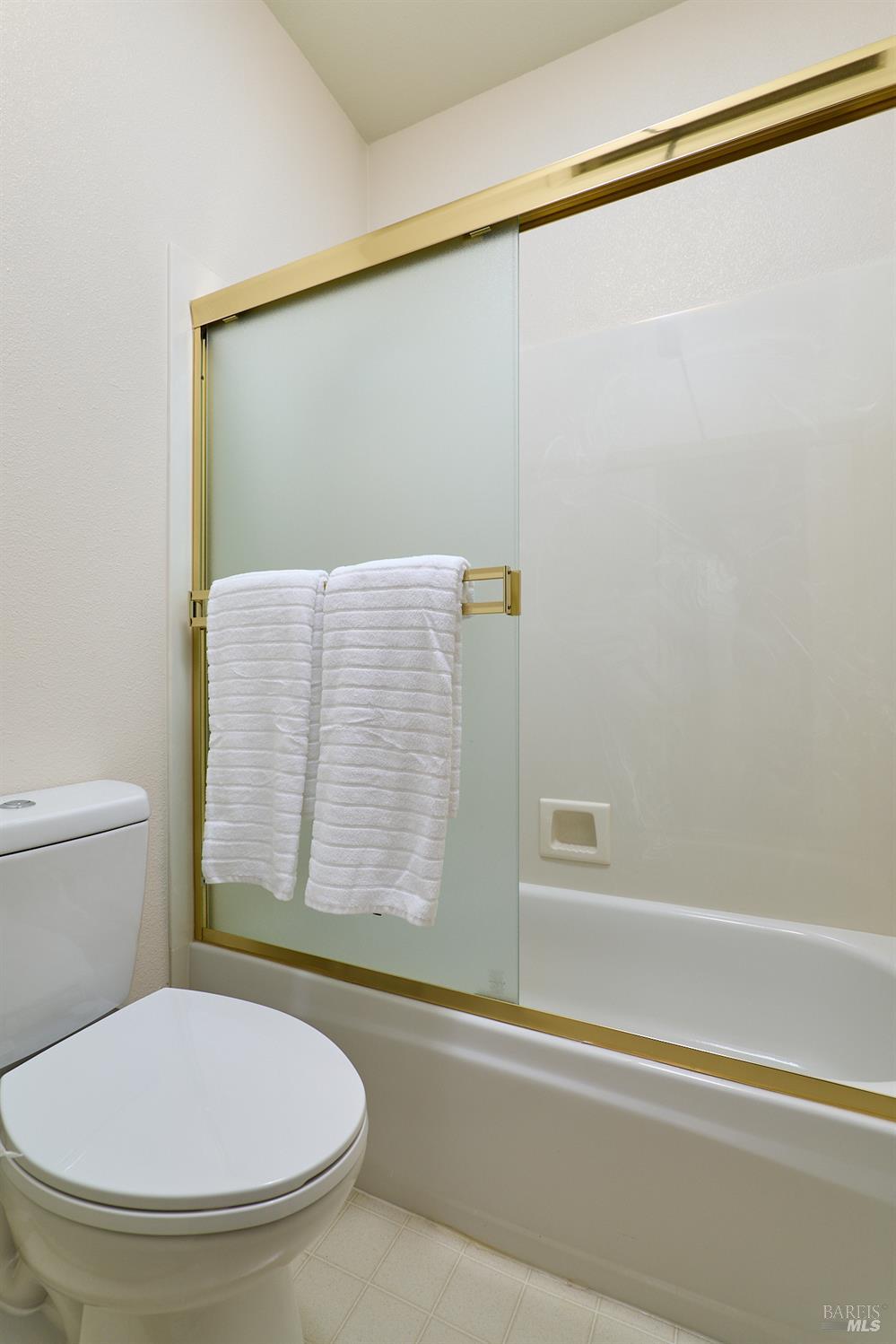 Detail Gallery Image 25 of 32 For 570 Turnberry Ter, Rio Vista,  CA 94571 - 2 Beds | 2/1 Baths