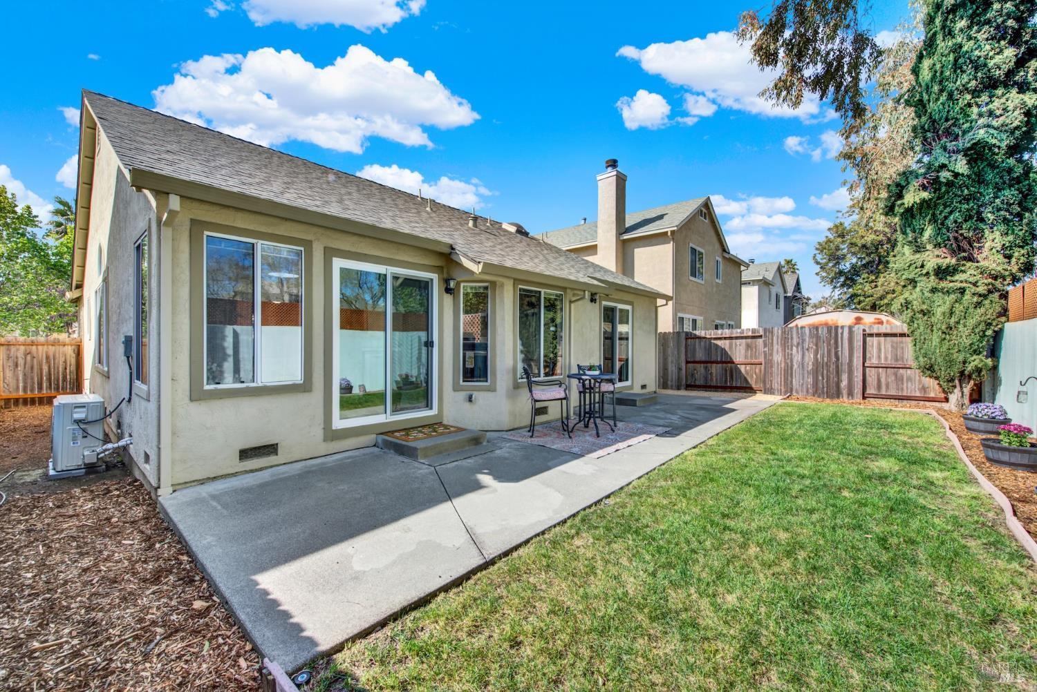 Detail Gallery Image 40 of 50 For 329 Ridgecrest Cir, Suisun City,  CA 94585 - 2 Beds | 2 Baths
